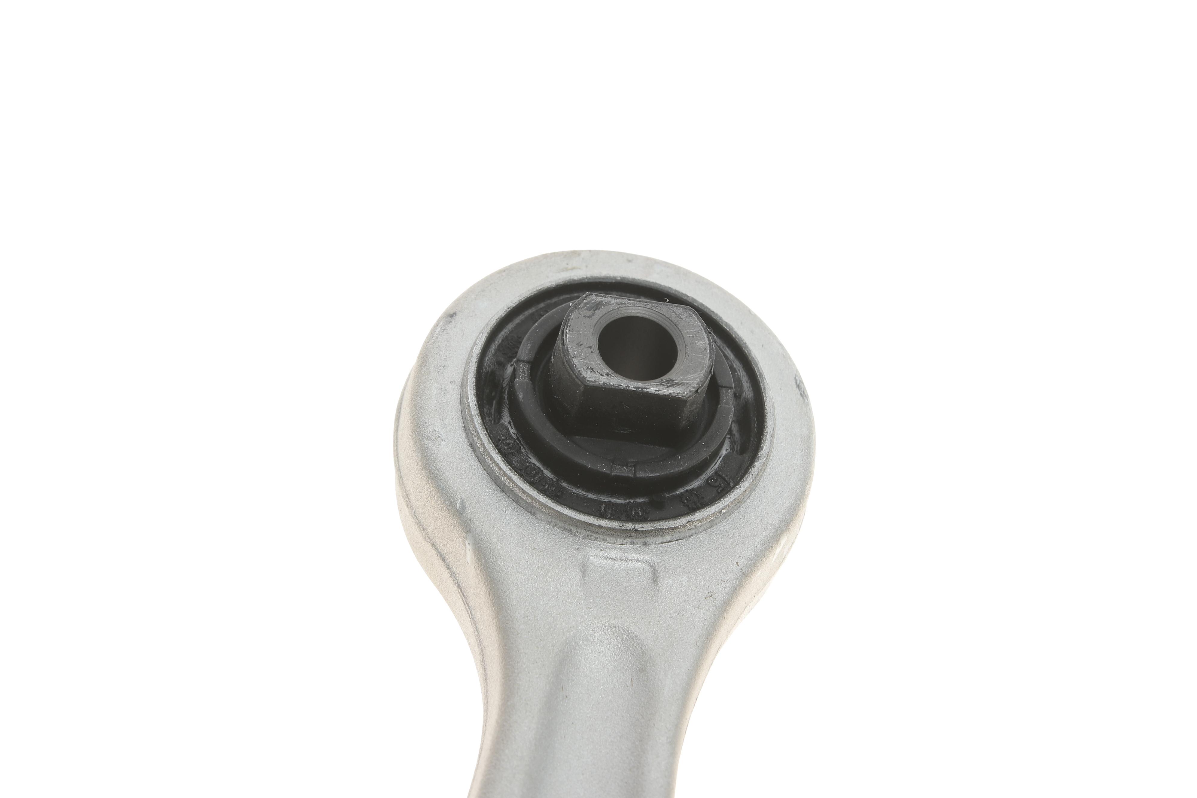 Важіль підвіски (передній/знизу/спереду) Audi A4/A6/VW Passat 97-09/Seat Exeo 08-13 (Alum.)