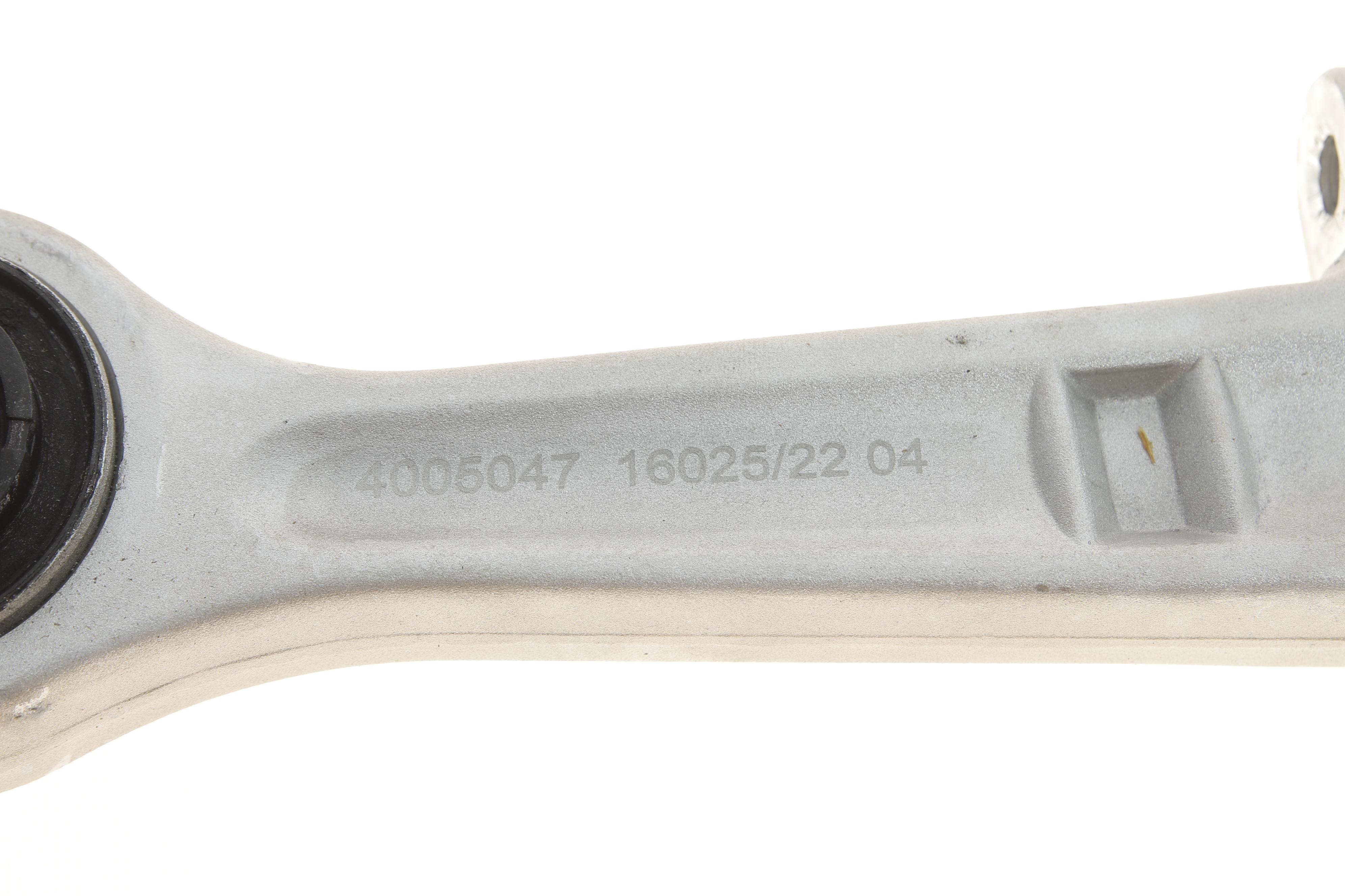 Важіль підвіски (передній/знизу/спереду) Audi A4/A6/VW Passat 97-09/Seat Exeo 08-13 (Alum.)