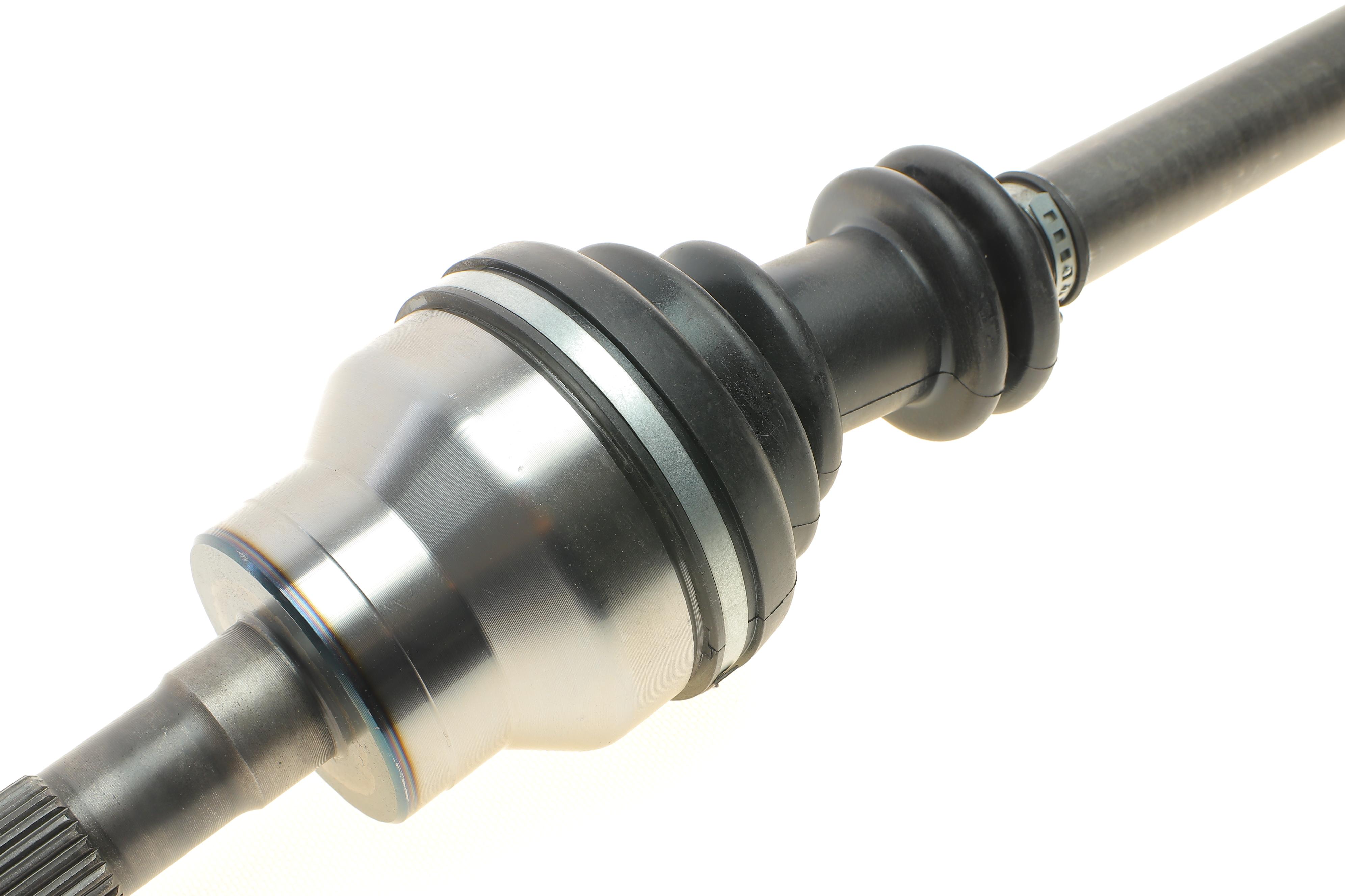 Полуось MB (W631) 2.4D 88-96 (30x734)