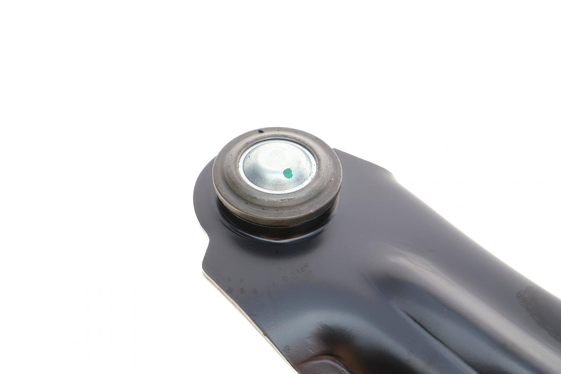 Важіль підвіски (передній/знизу) (L) Renault Megane II/Scenic II 02-/Captur I 13- (з кульовою)