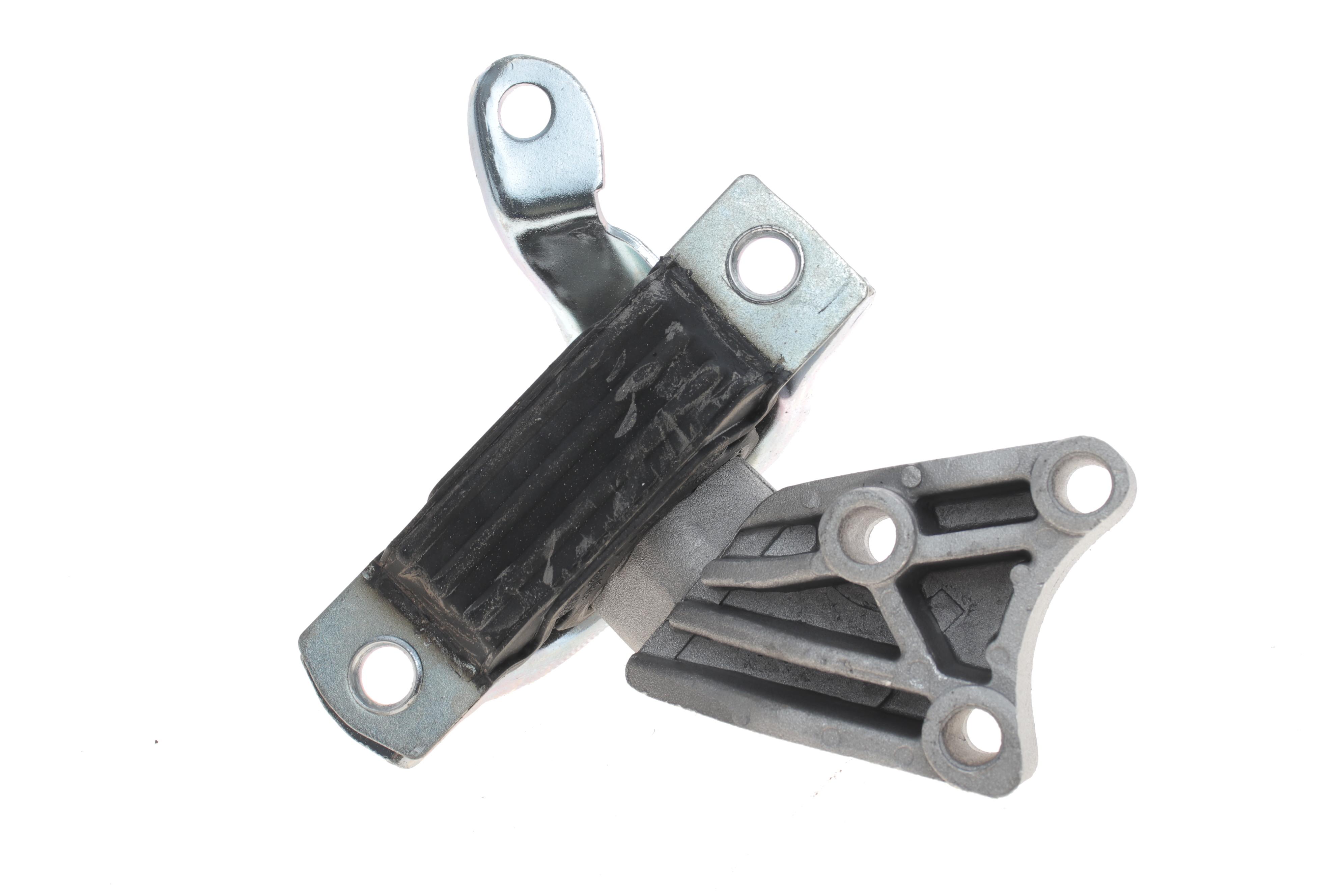 Подушка двигуна (R) Fiat Doblo 1.3D Multijet 04-