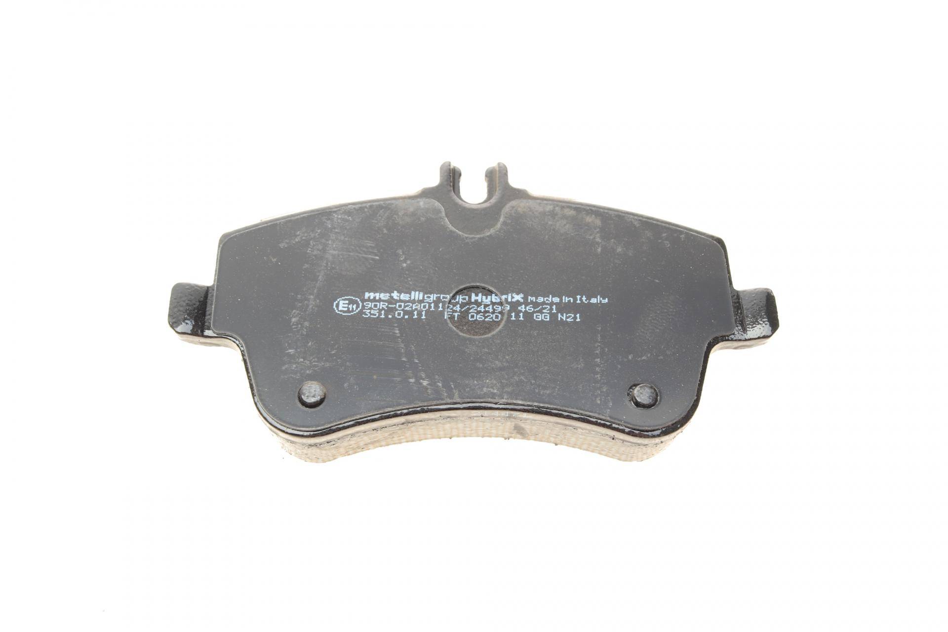 Колодки гальмівні (передні) MB C-class (W203/CL203/S203)/CLK-class (C209)/SLK-class (R171) 00-11