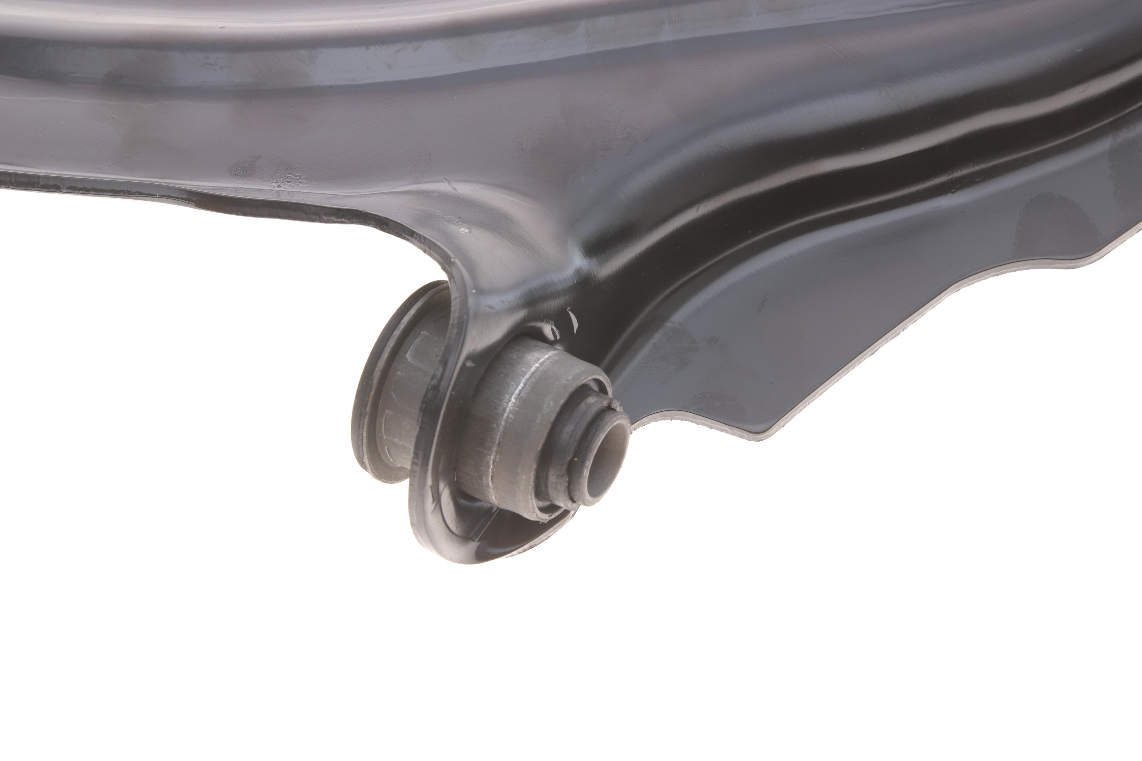 Важіль підвіски (передній/знизу) (R) Renault Megane/Scenic II 02-