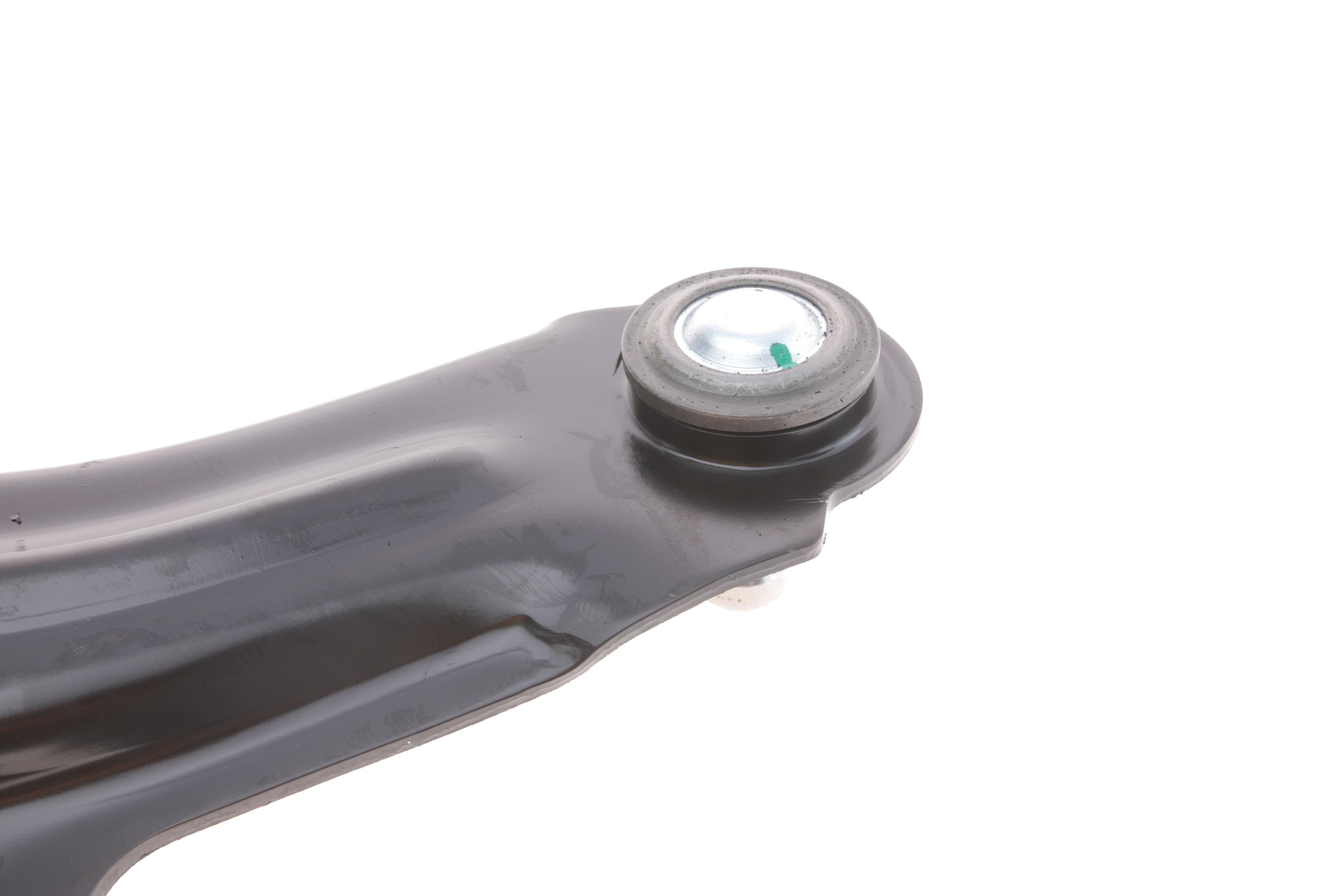 Важіль підвіски (передній/знизу) (R) Renault Megane/Scenic II 02-