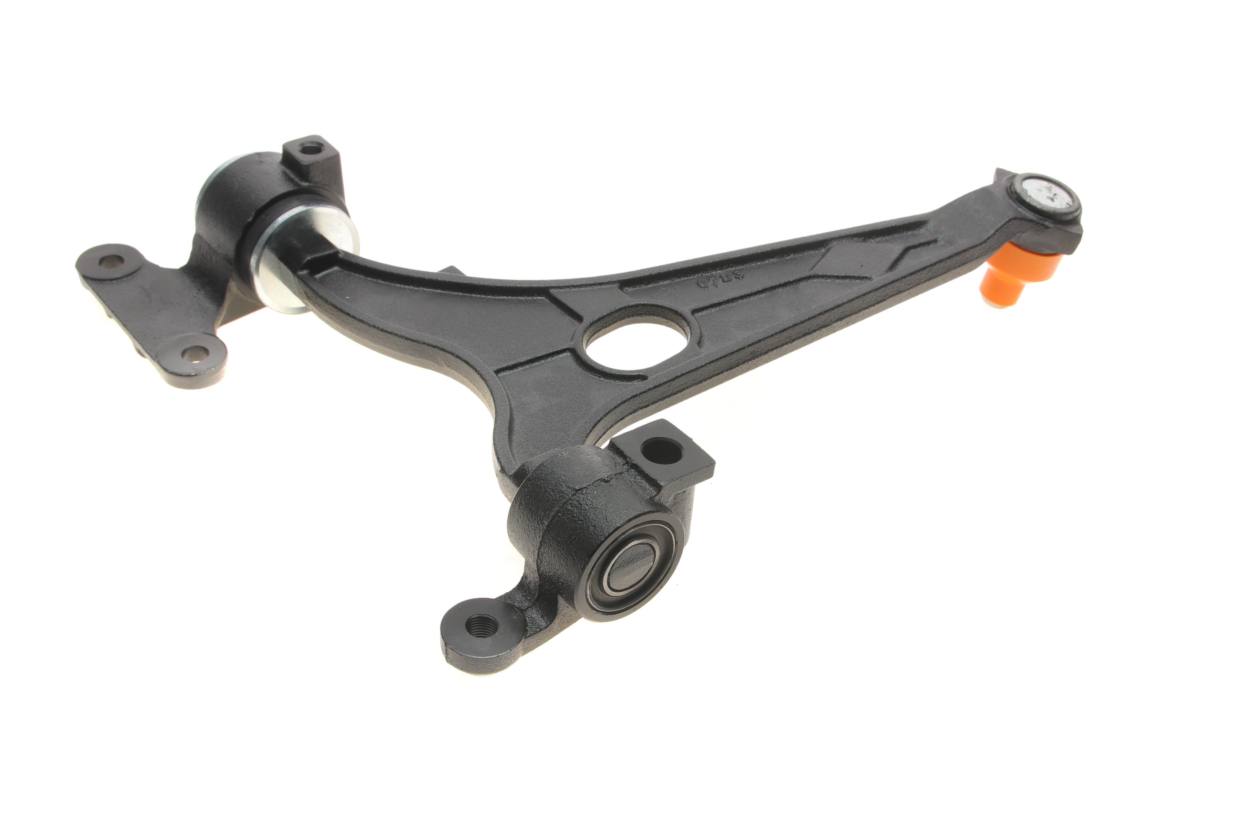 Важіль підвіски (передній/знизу) (R) Citroen Jumpy/Fiat Scudo/Peugeot Expert 07- (з кульовою)