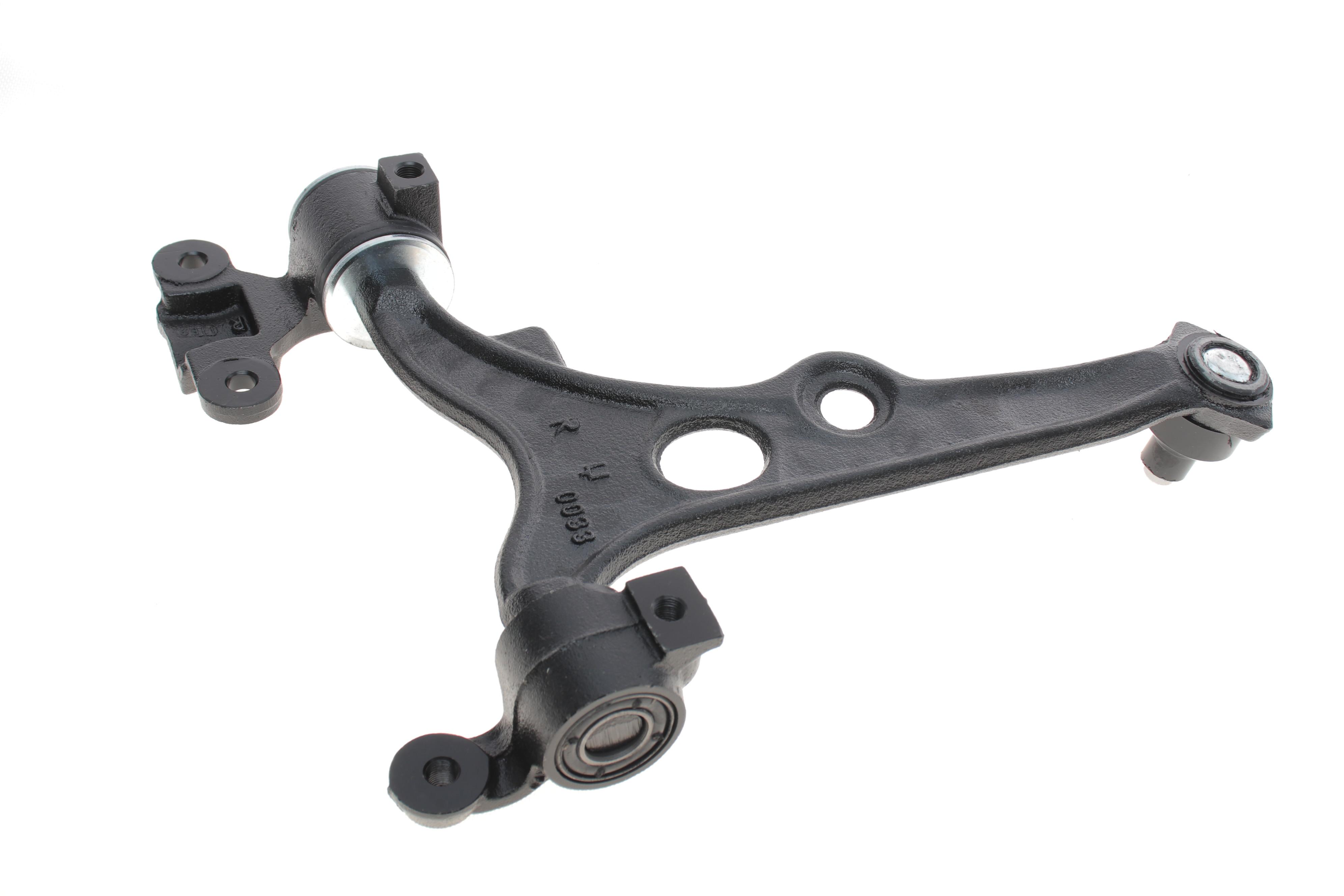 Важіль підвіски (передній/знизу) (R) Citroen Jumpy/Evasion/Fiat Scudo/Ulysse/Peugeot 806/Expert 94-0