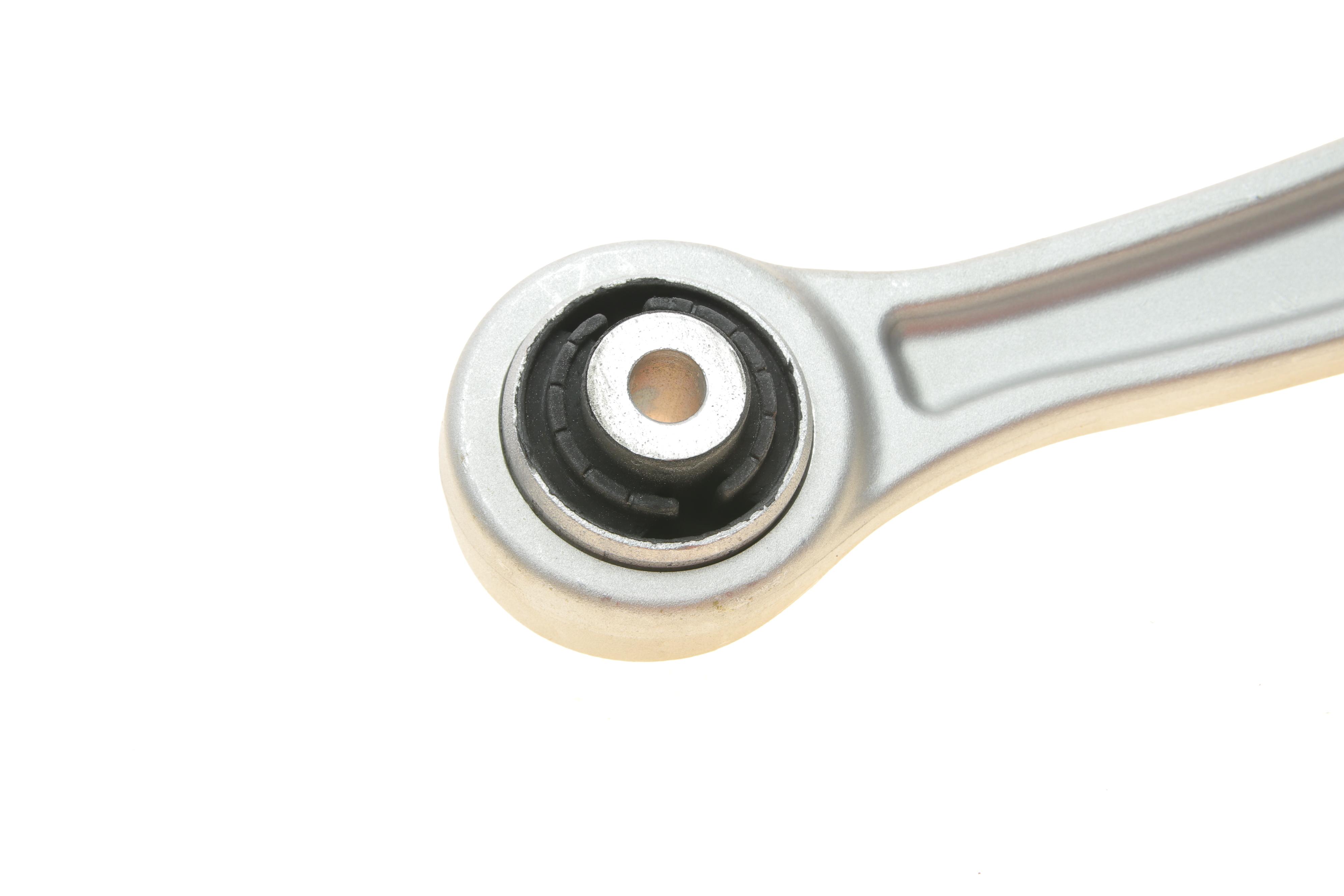 Важіль підвіски (передній) (R) Audi A4/A6/A7/Q5 07-