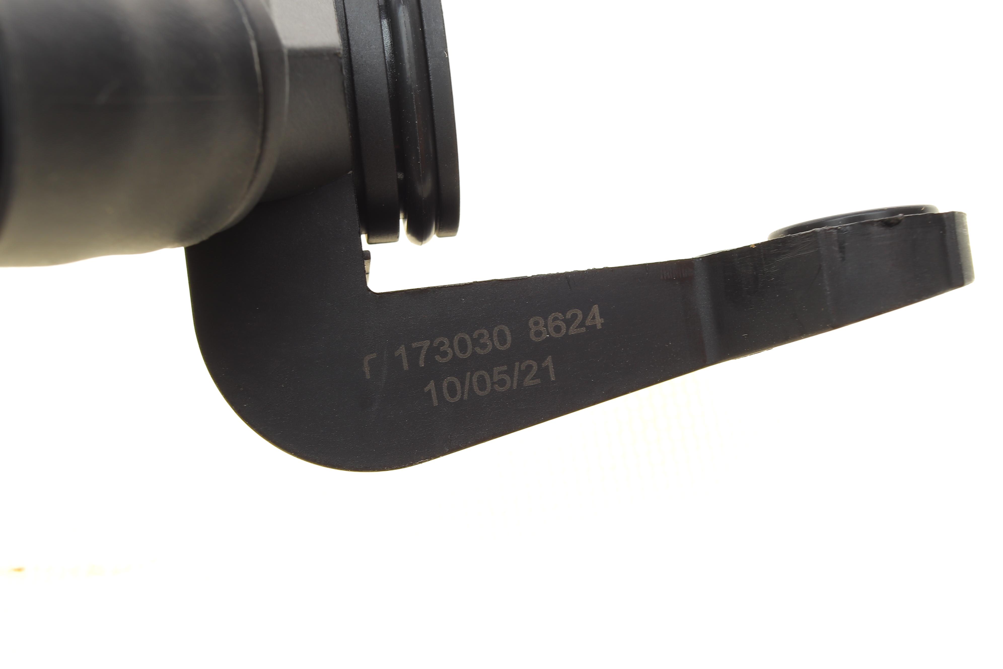 Патрубок вентиляції картера Skoda Superb/VW Passat/Golf VII 1.8TSI/2.0TSI 12-