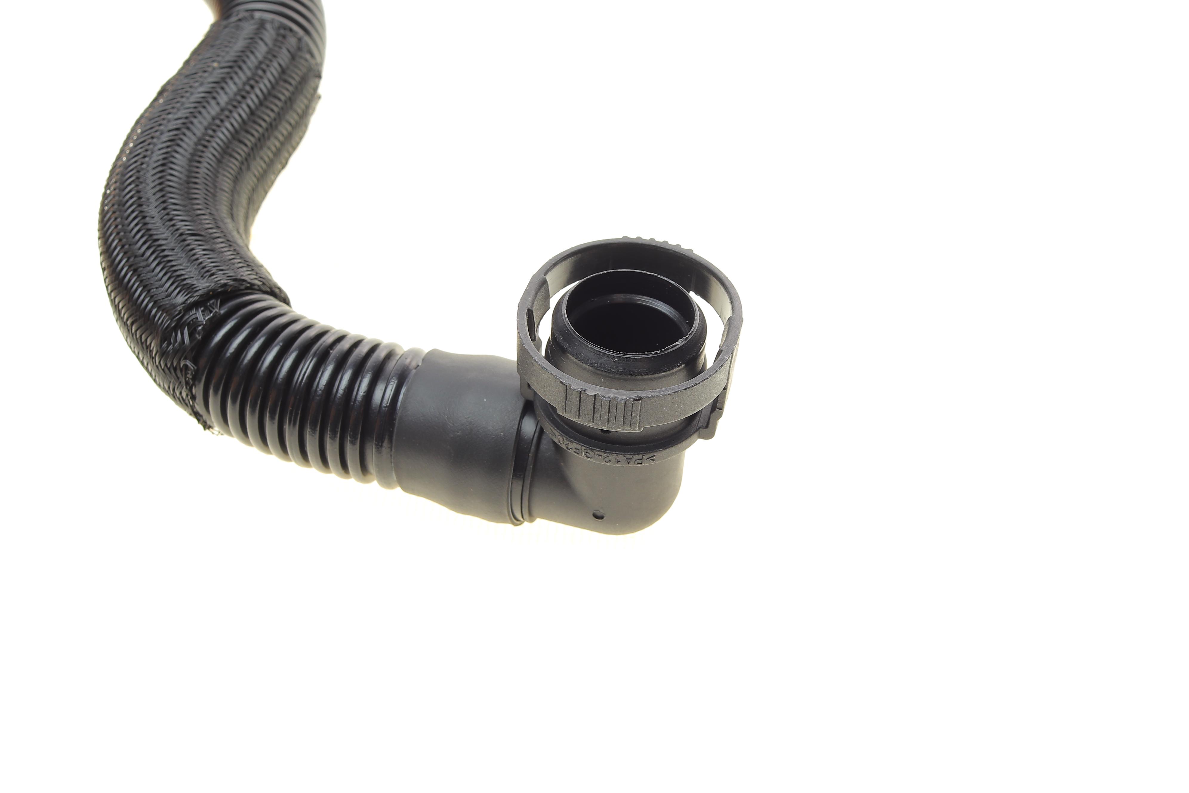 Патрубок вентиляції картера Skoda Superb/VW Passat/Golf VII 1.8TSI/2.0TSI 12-