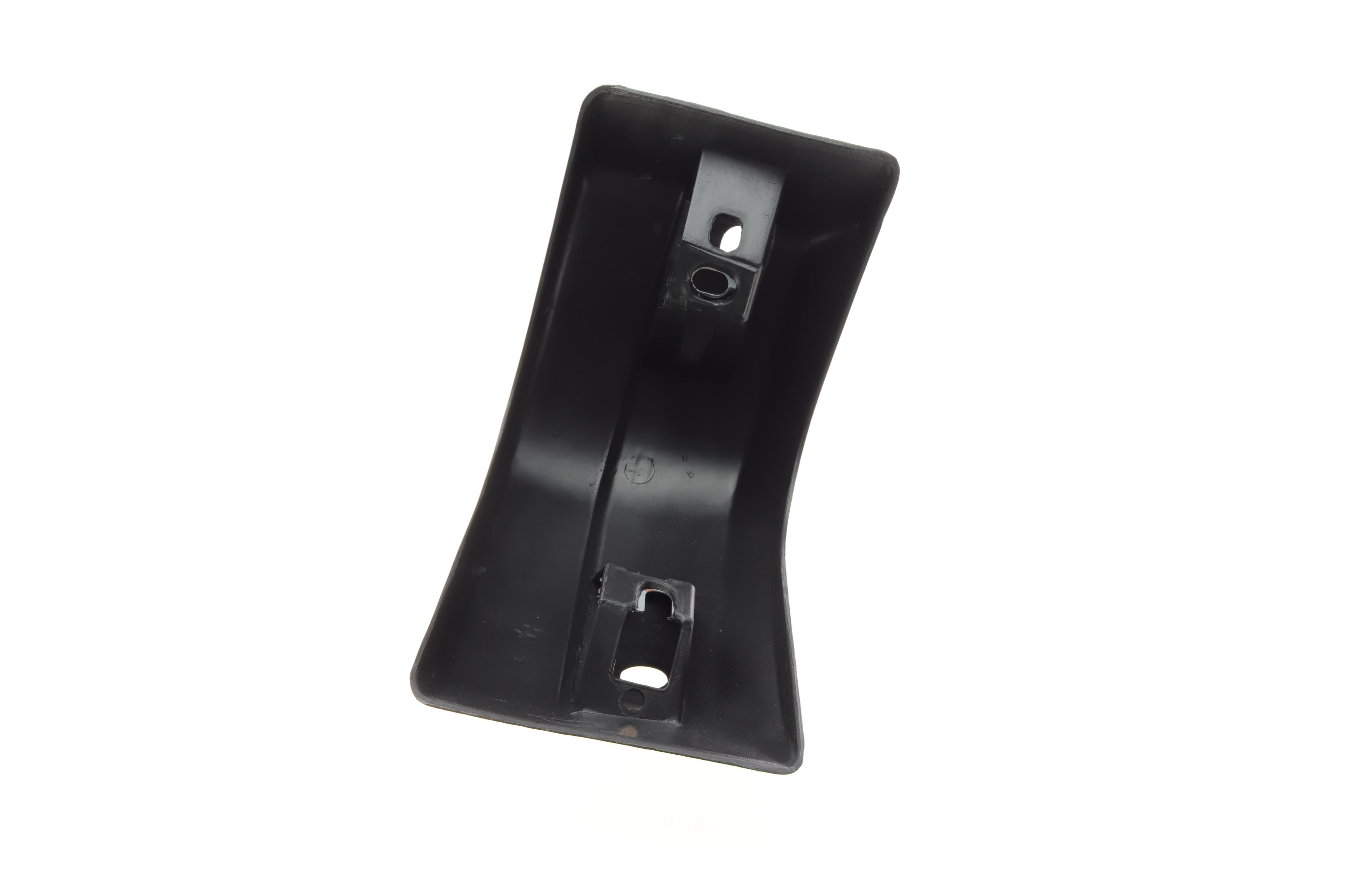 Клык бампера (заднего) MB 208-410 (R)