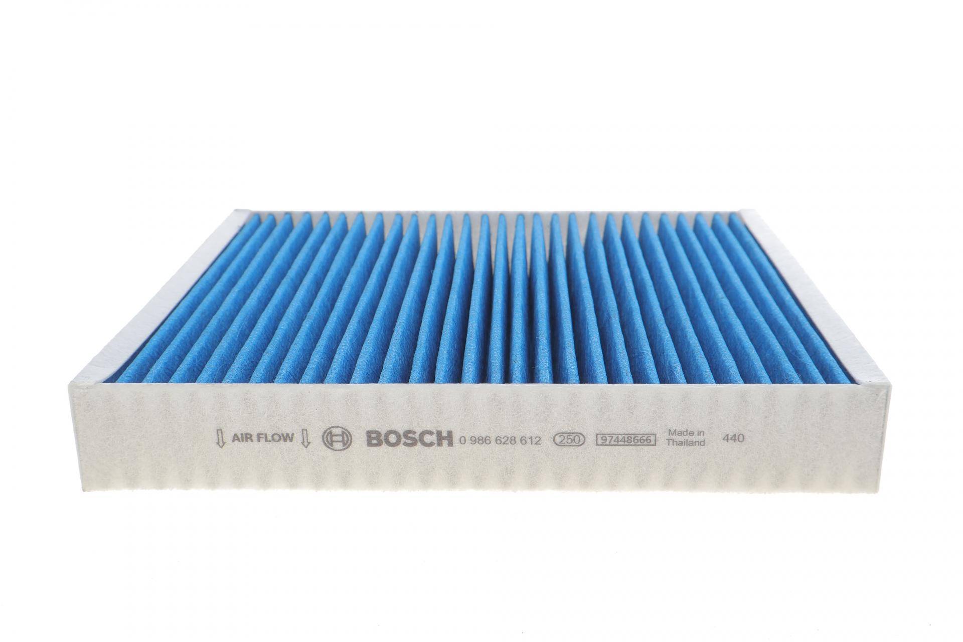 Фільтр салону Chevrolet Aveo (T300) 11-/ Opel Astra J 09- (вугільний/антибактеріальний)