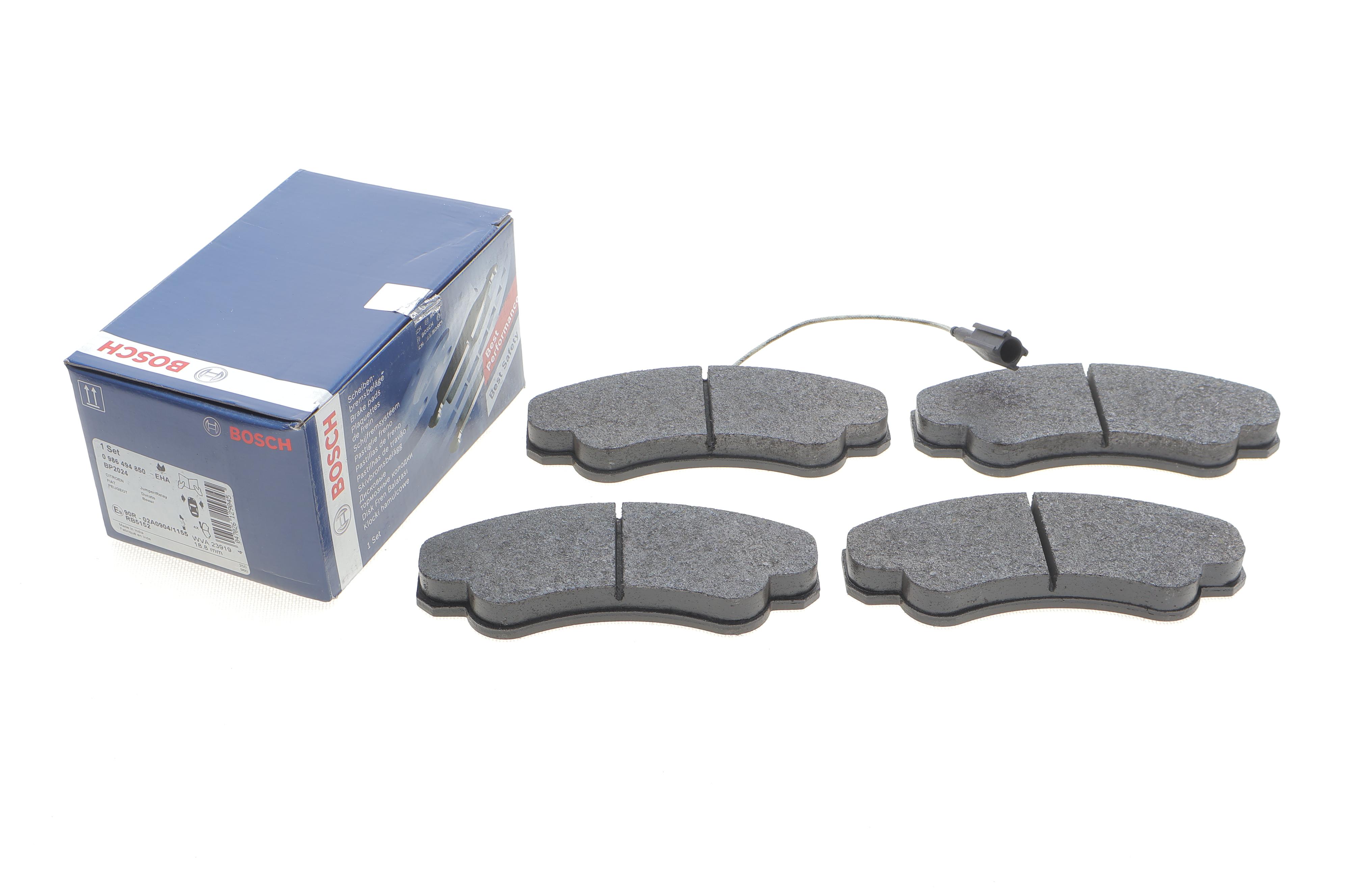 Колодки гальмівні (передні) Citroen Jumper 99-06/Fiat Ducato 00-/Peugeot Boxer 97-09 (+датчик)