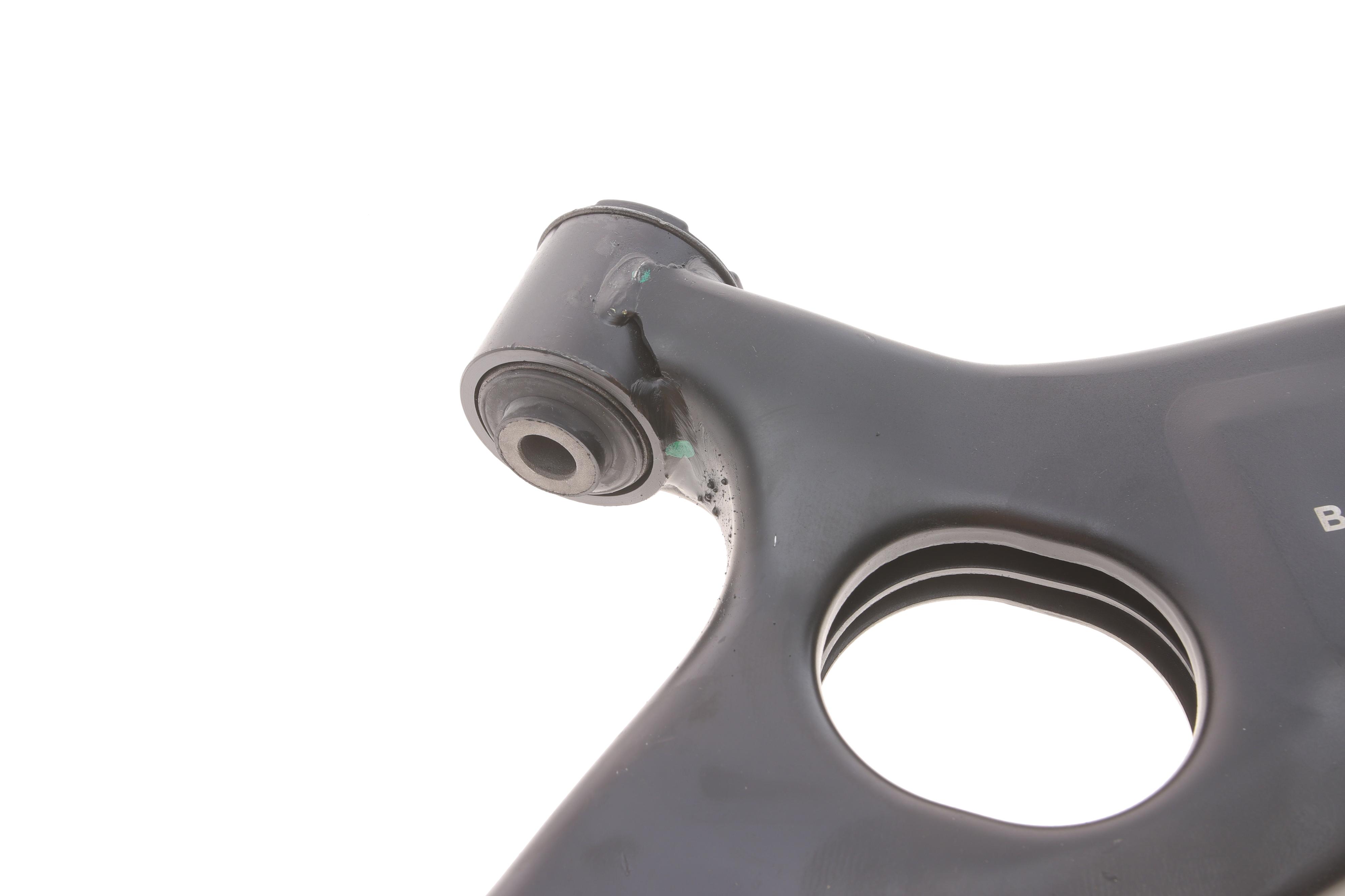 Важіль підвіски (передній/знизу) (R) Hyundai Santa Fe 12-