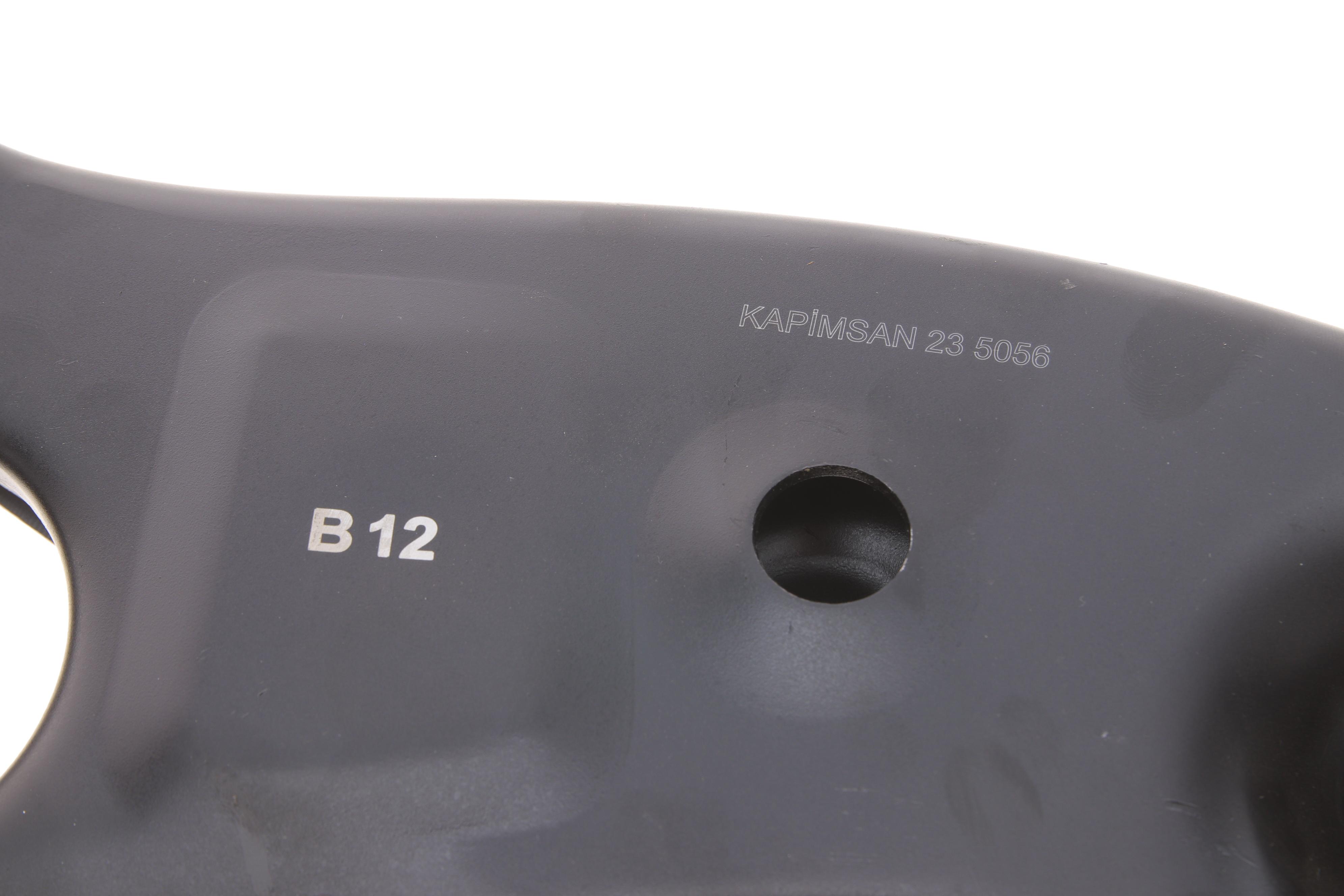 Важіль підвіски (передній/знизу) (R) Hyundai Santa Fe 12-