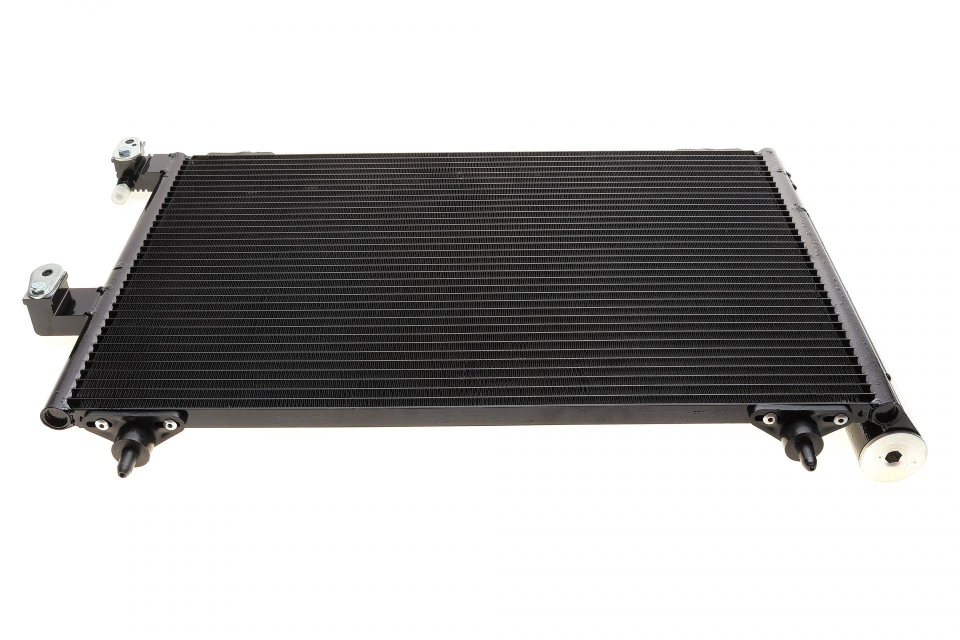 Радіатор кондиціонера (з осушувачем) Citroen C5/Peugeot 307 1.4-3.0/2.0HDI 00-09