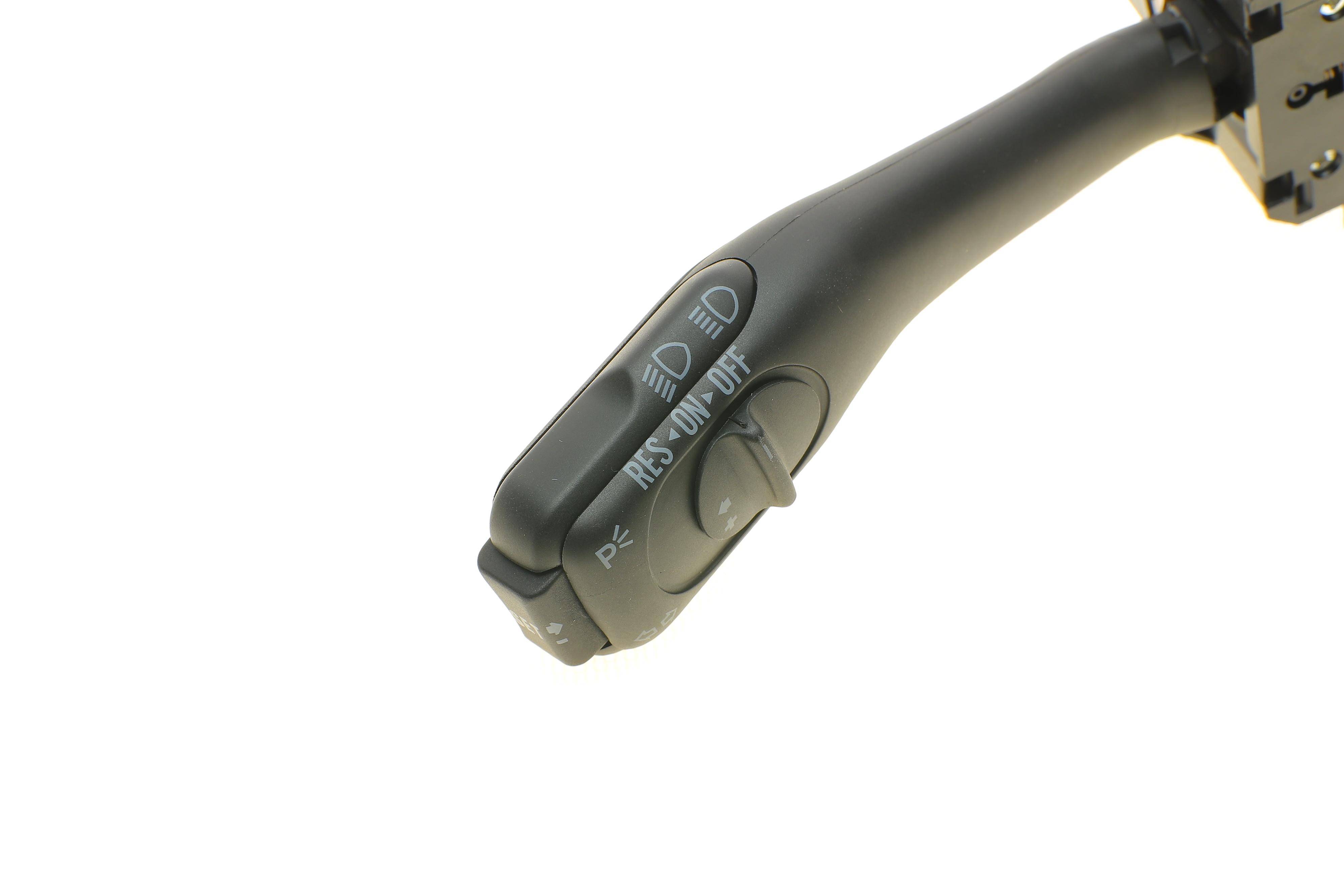 Перемикач підрульовий Skoda Octavia/VW Passat 96-10 (L)