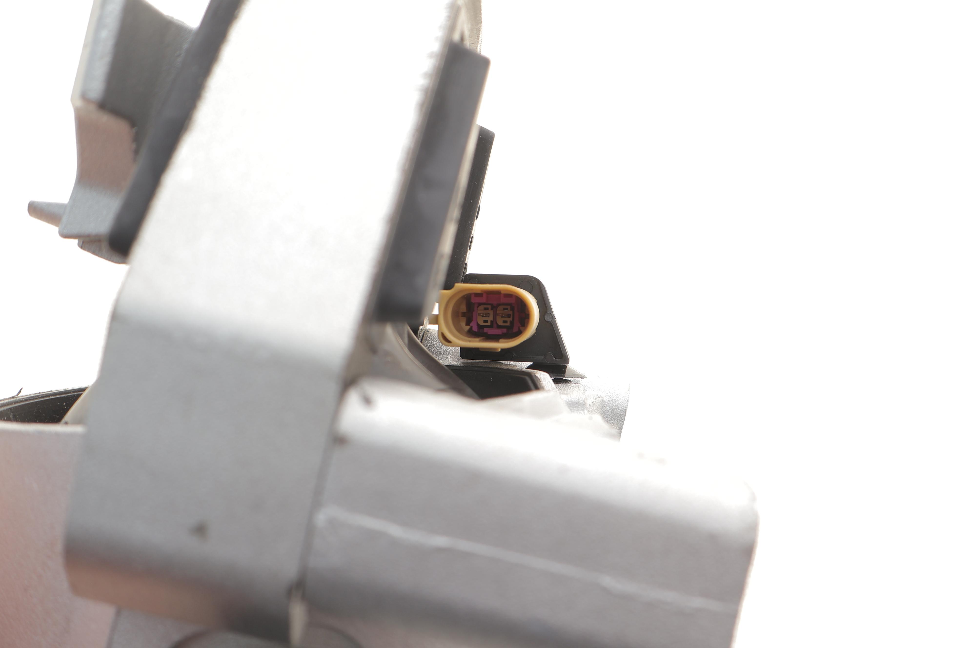 Подушка двигателя (передняя) (R) Audi A6 2.0 TDI 13-18