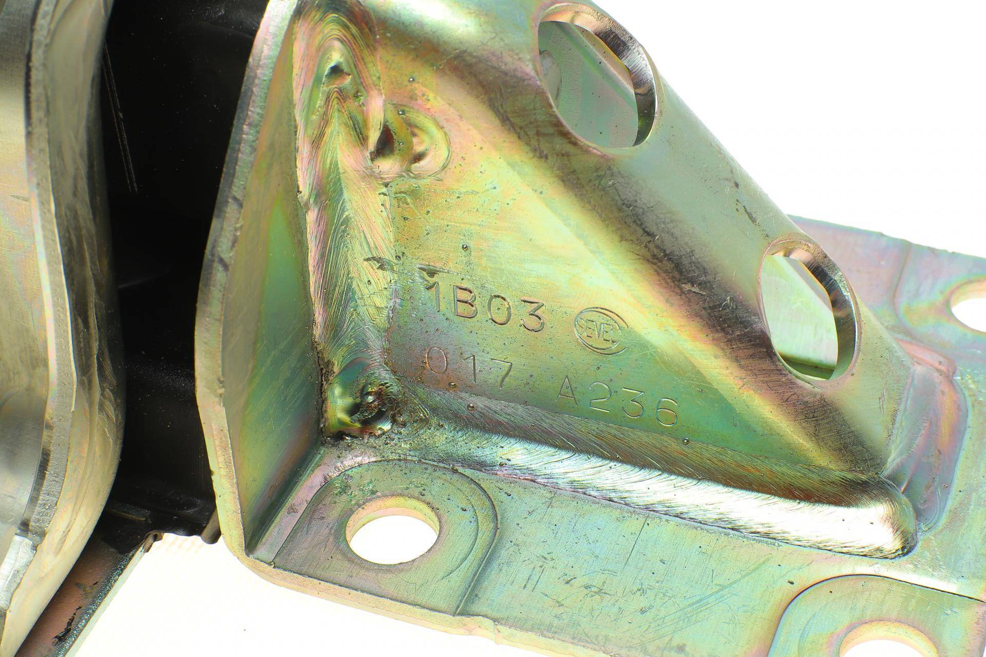 Подушка двигуна (L) Fiat Ducato/Citroen Jumper/Peugeot Boxer 2.2HDi-2.3D 06-