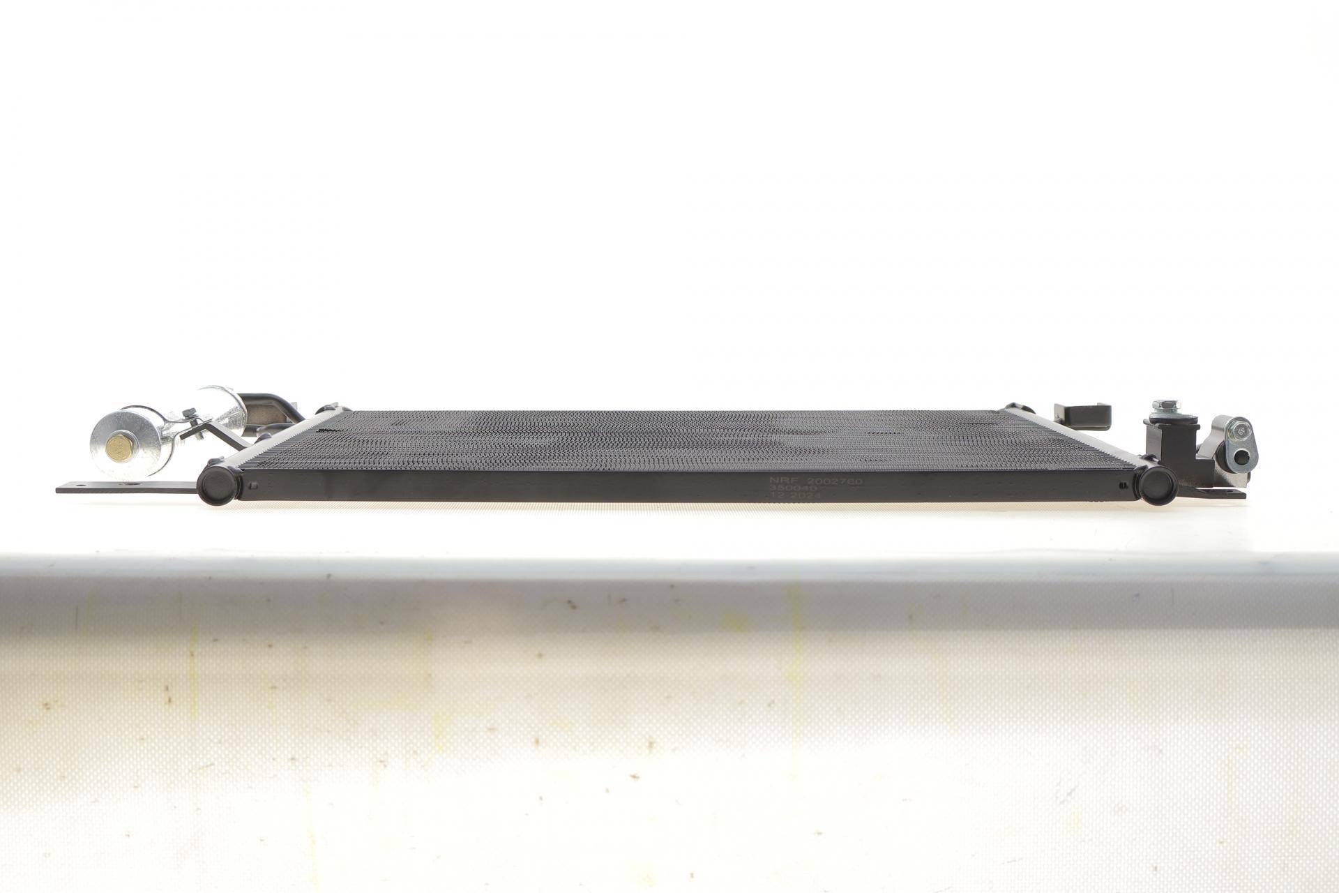 Радіатор кондиціонера Nissan Juke 10-