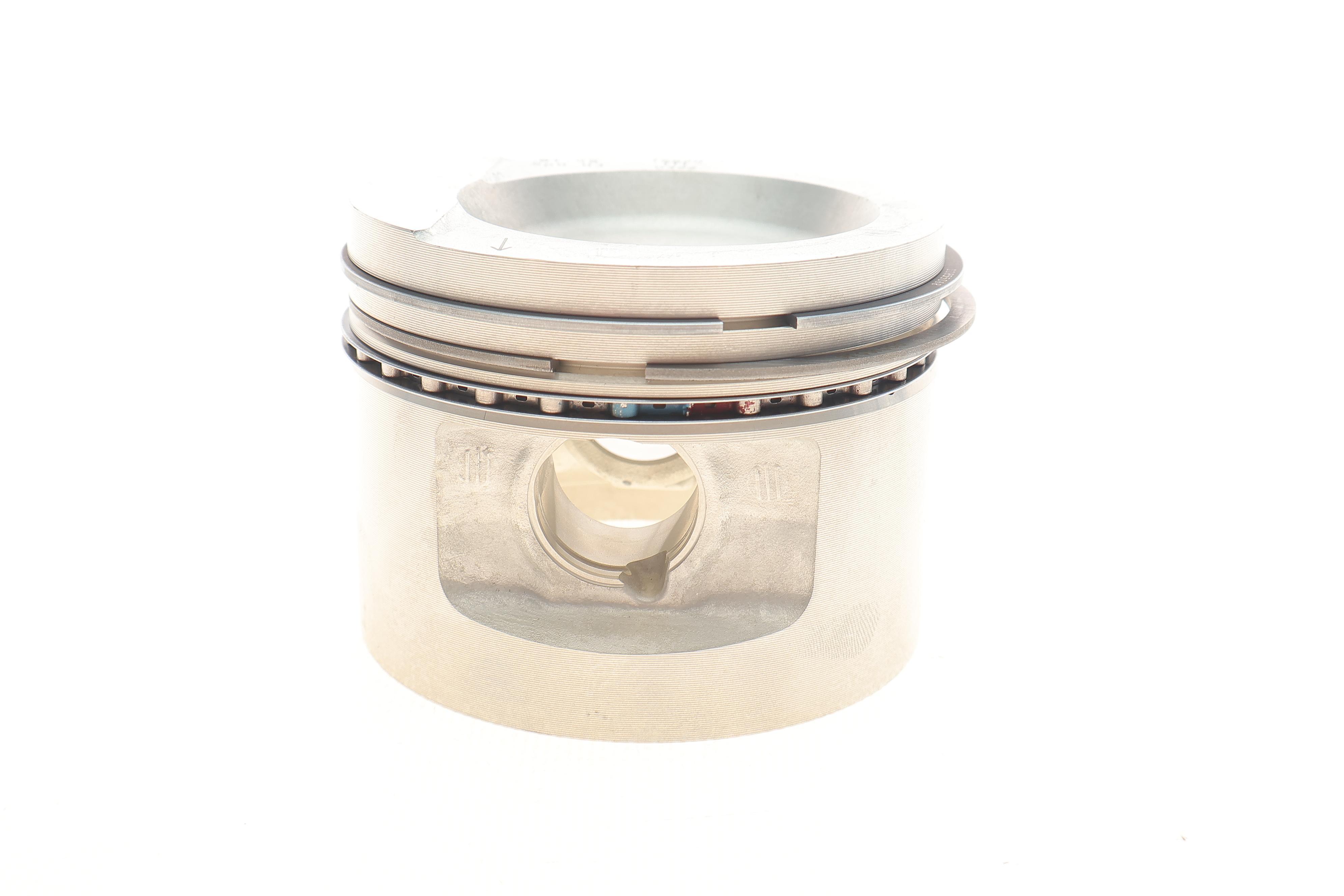 Поршень Audi 80/100/VW Golf/Passat 1.8 88-97 (81.51mm/+0.5)