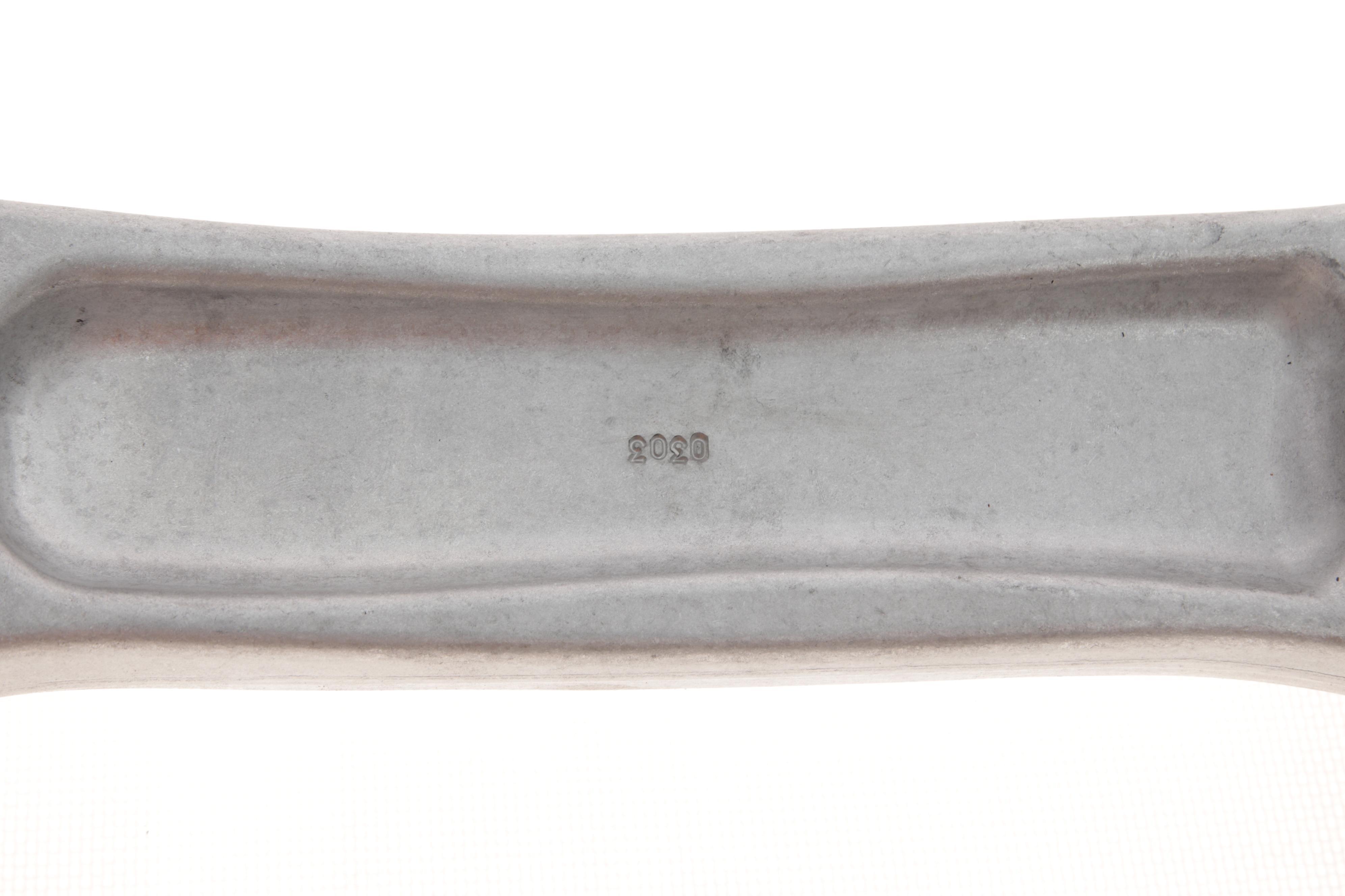 Важіль підвіски (передній/знизу/ззаду) (R) BMW 5 (F10/F18)/6 (F12/F13) 09-18