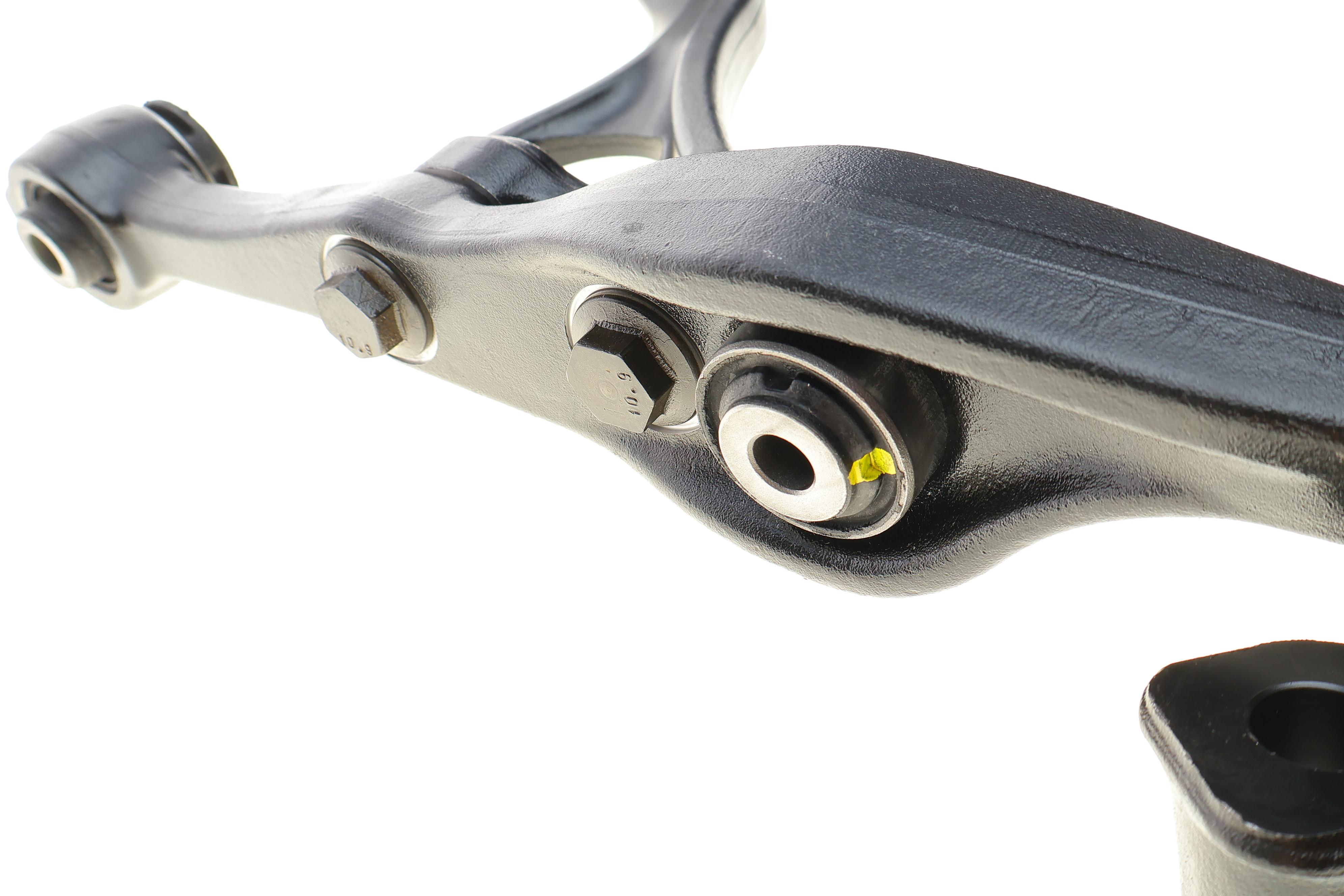 Важіль підвіски (передній/знизу) (L) Mazda 6 1.8-2.5 07-13