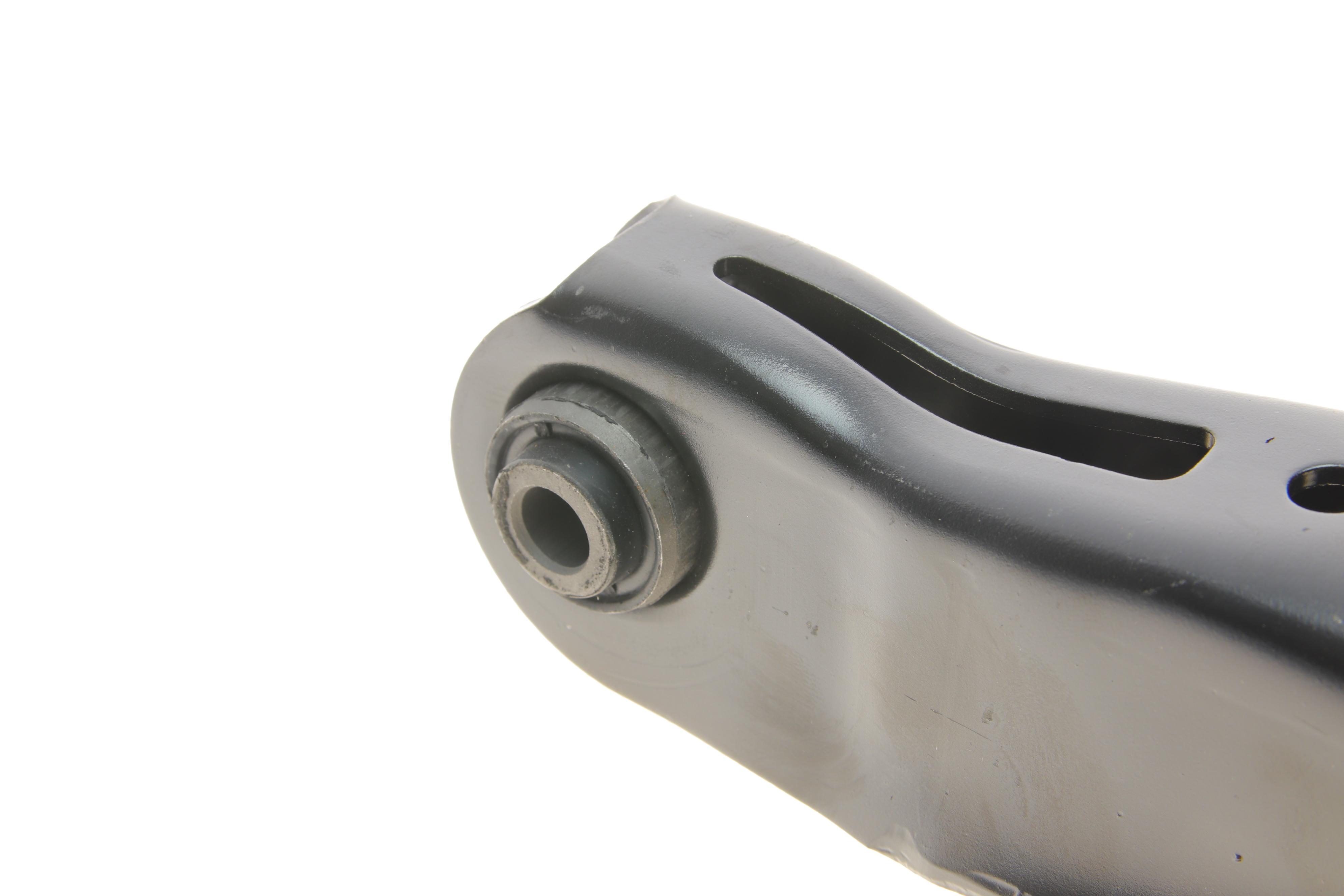 Важіль підвіски (задній/знизу/ззовні) Ford Focus III 10-