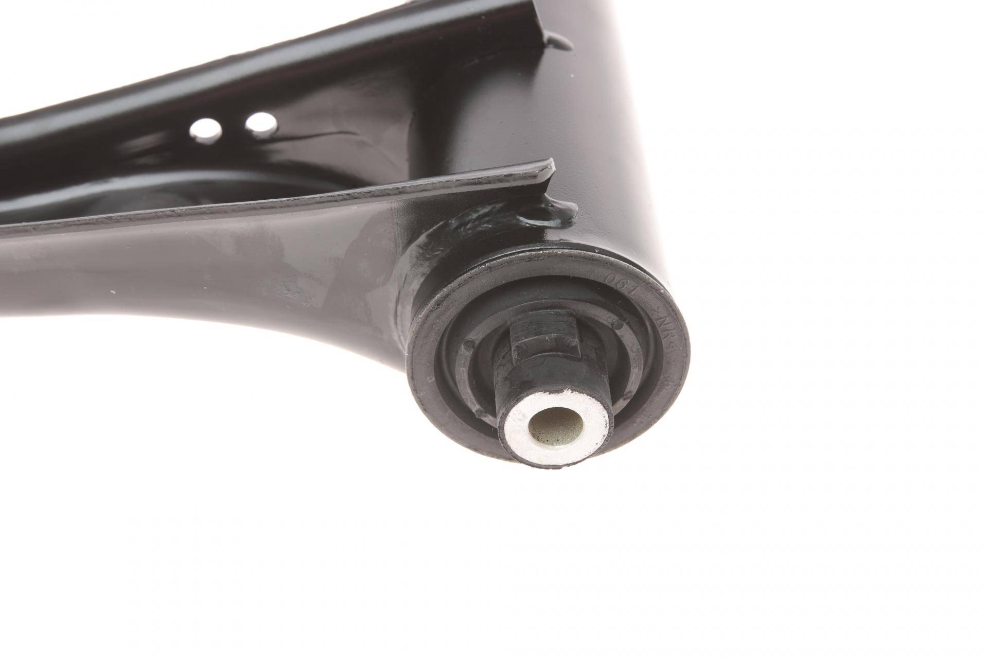 Важіль підвіски (передній/зверху) (R) MB C-class (W202)/E-class (W210) -04