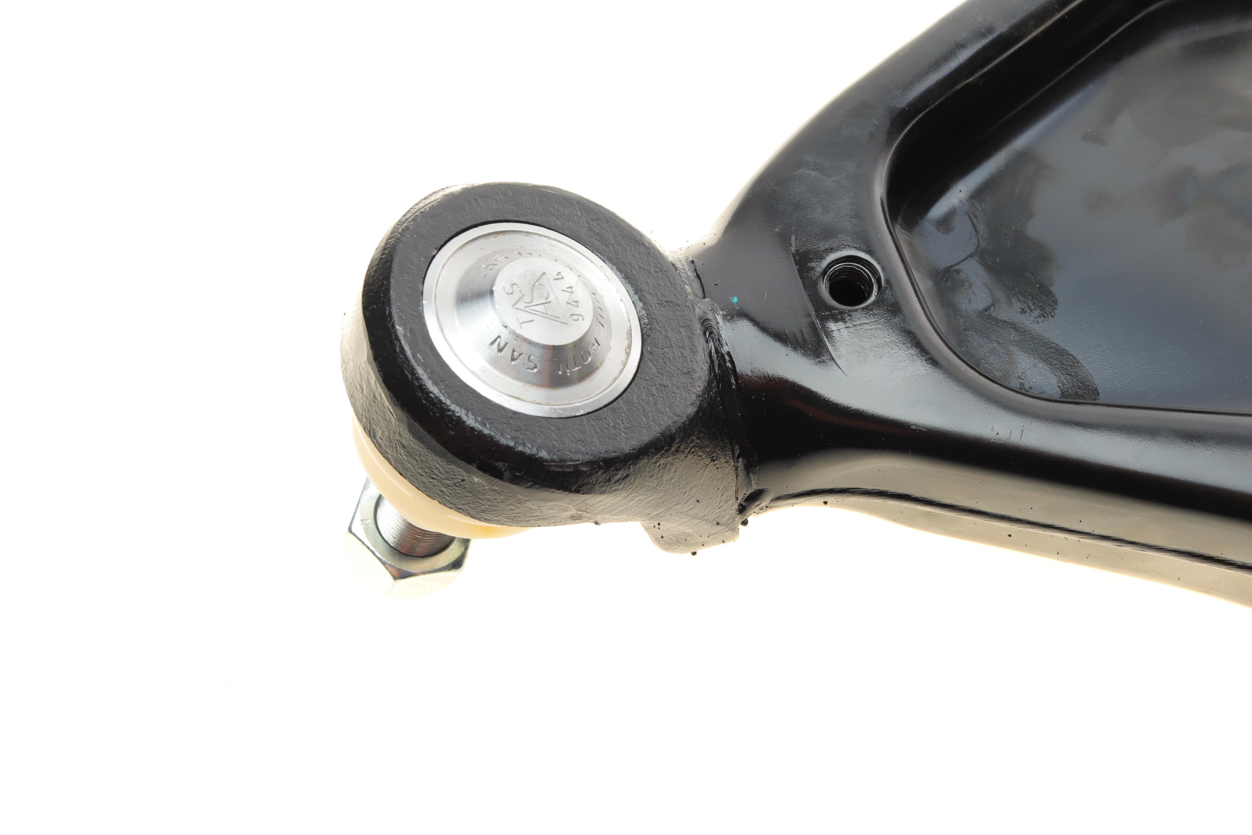 Важіль підвіски (передній/знизу) (R) MB Sprinter (901-904)/VW LT (28-35) 95-06