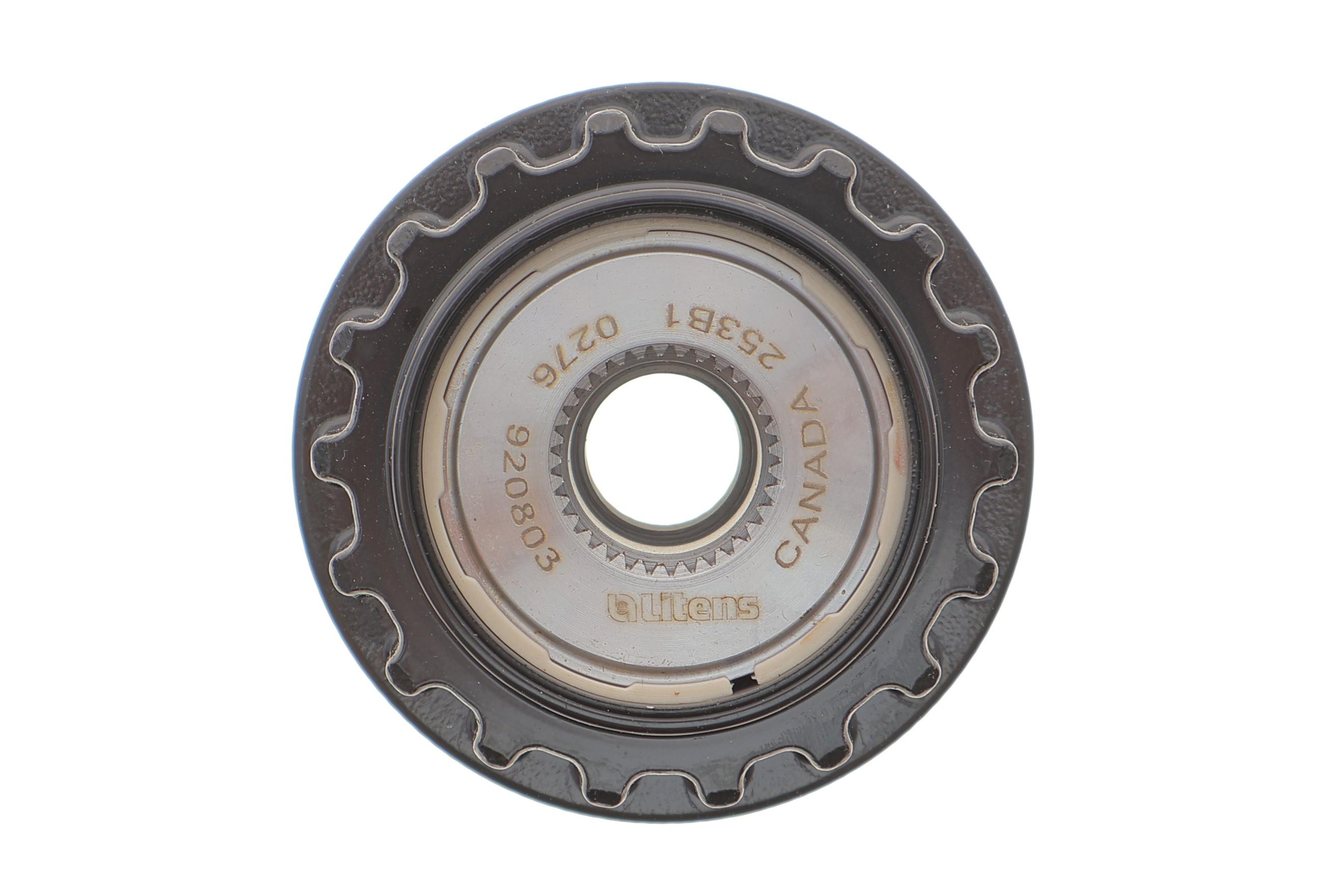 Шків генератора Land Rover/Volvo 3.2i 06-14