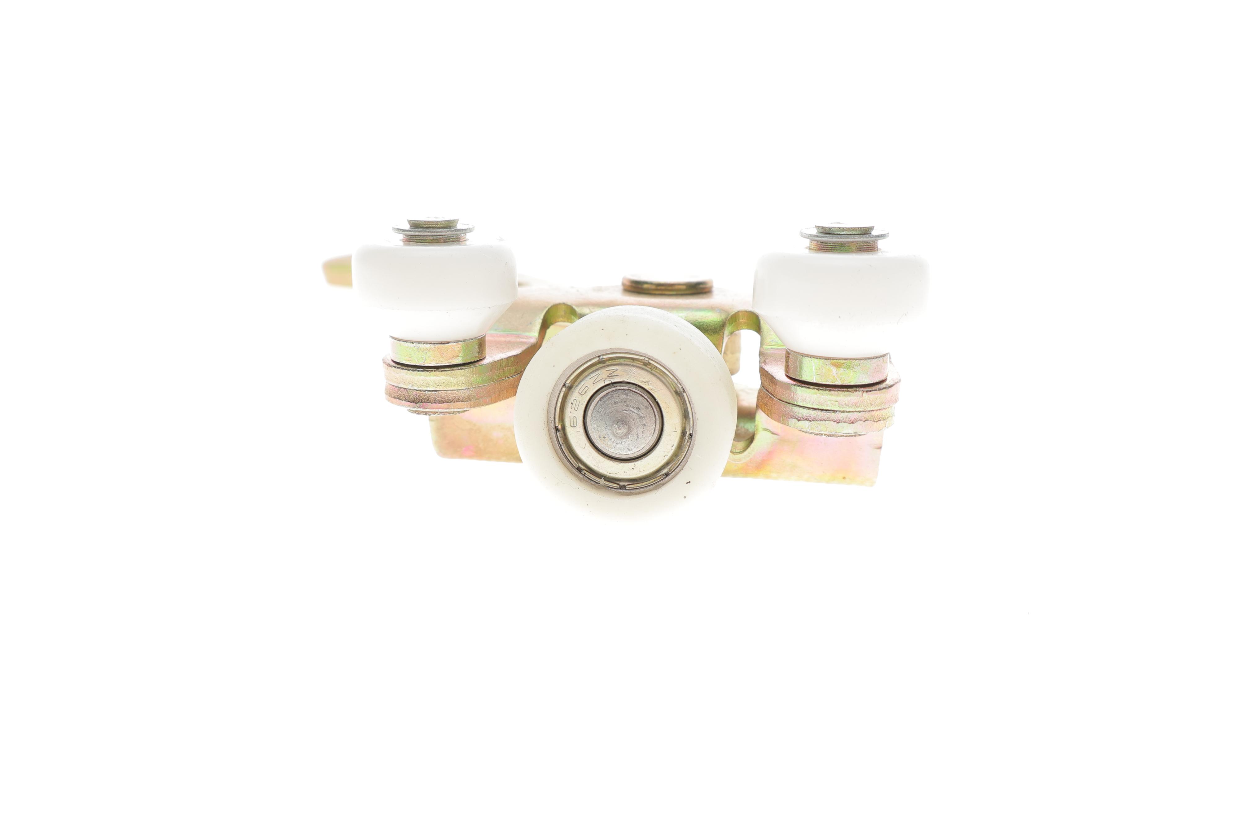 Ролик дверей (бічних/нижній) VW T4 90-03 (L) (з кронштейном)