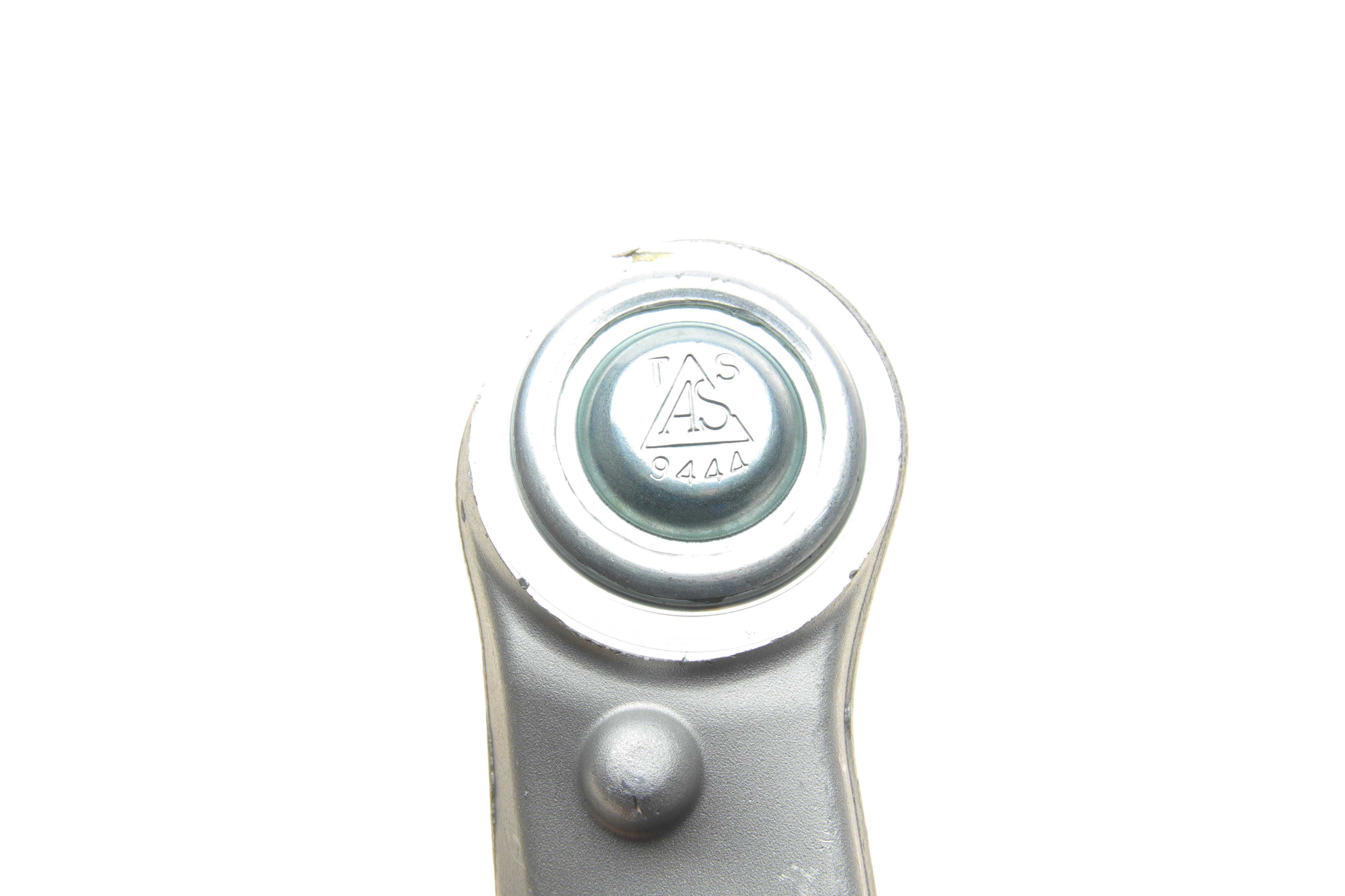 Важіль підвіски (передній/знизу) (R) Audi A4/A6/VW Passat 94-