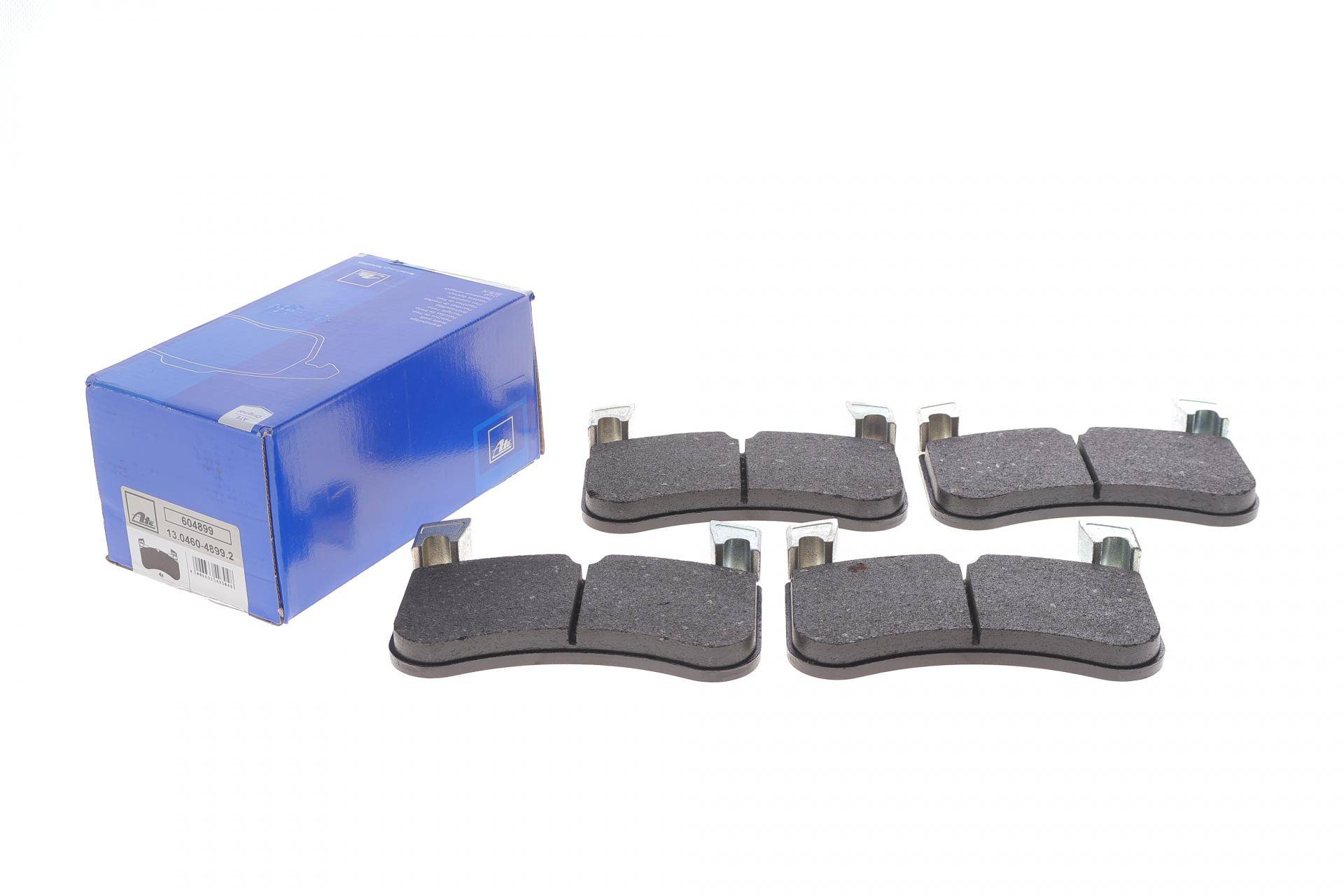 Колодки гальмівні (передні) Land Rover Defender 19-/Discovery 16-/Range Rover 12- 4x4 (Brembo)