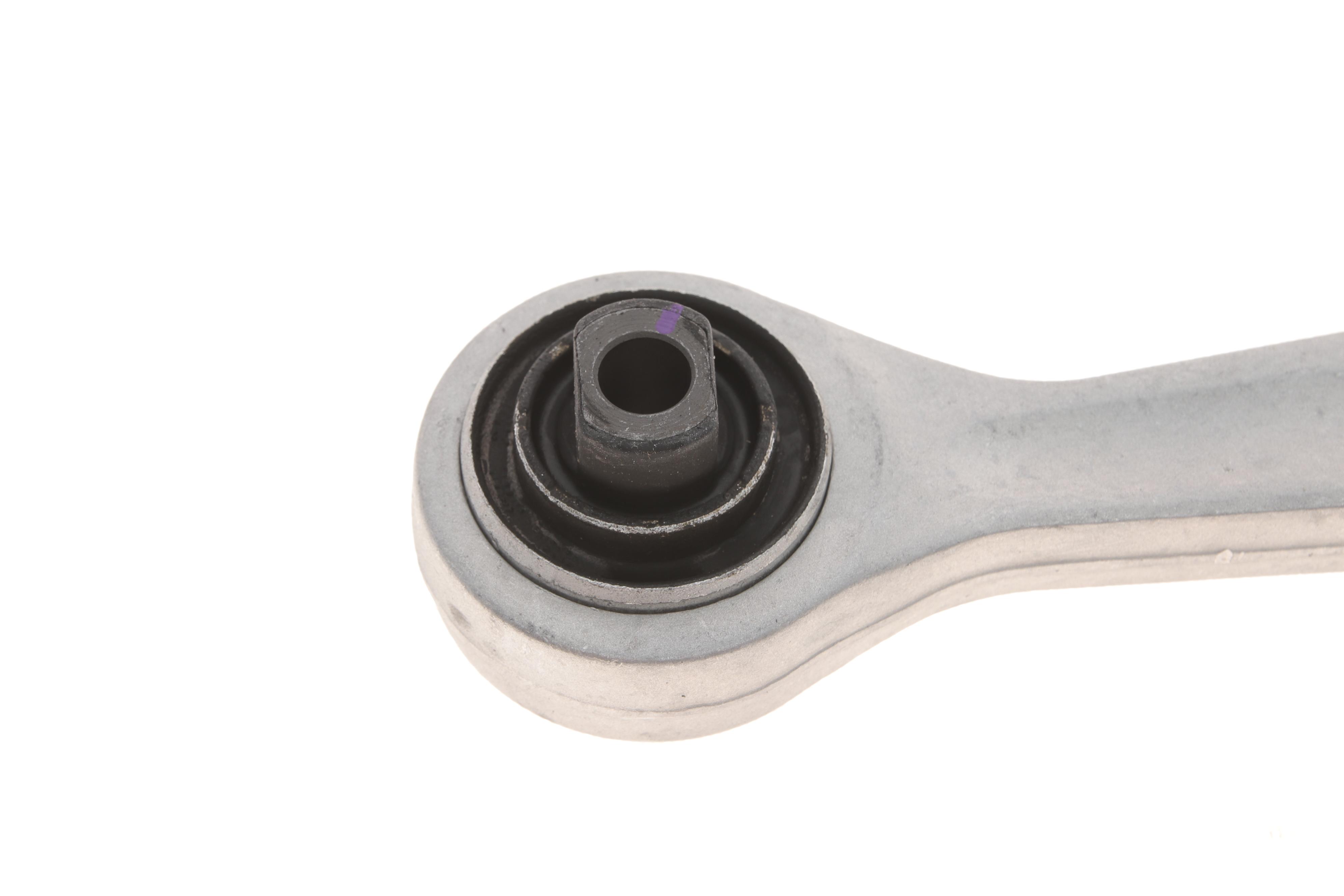 Важіль підвіски (передній/знизу/спереду) Audi A4/A6/A8 94-05/Skoda SuperB 01-/VW Passat 96-00