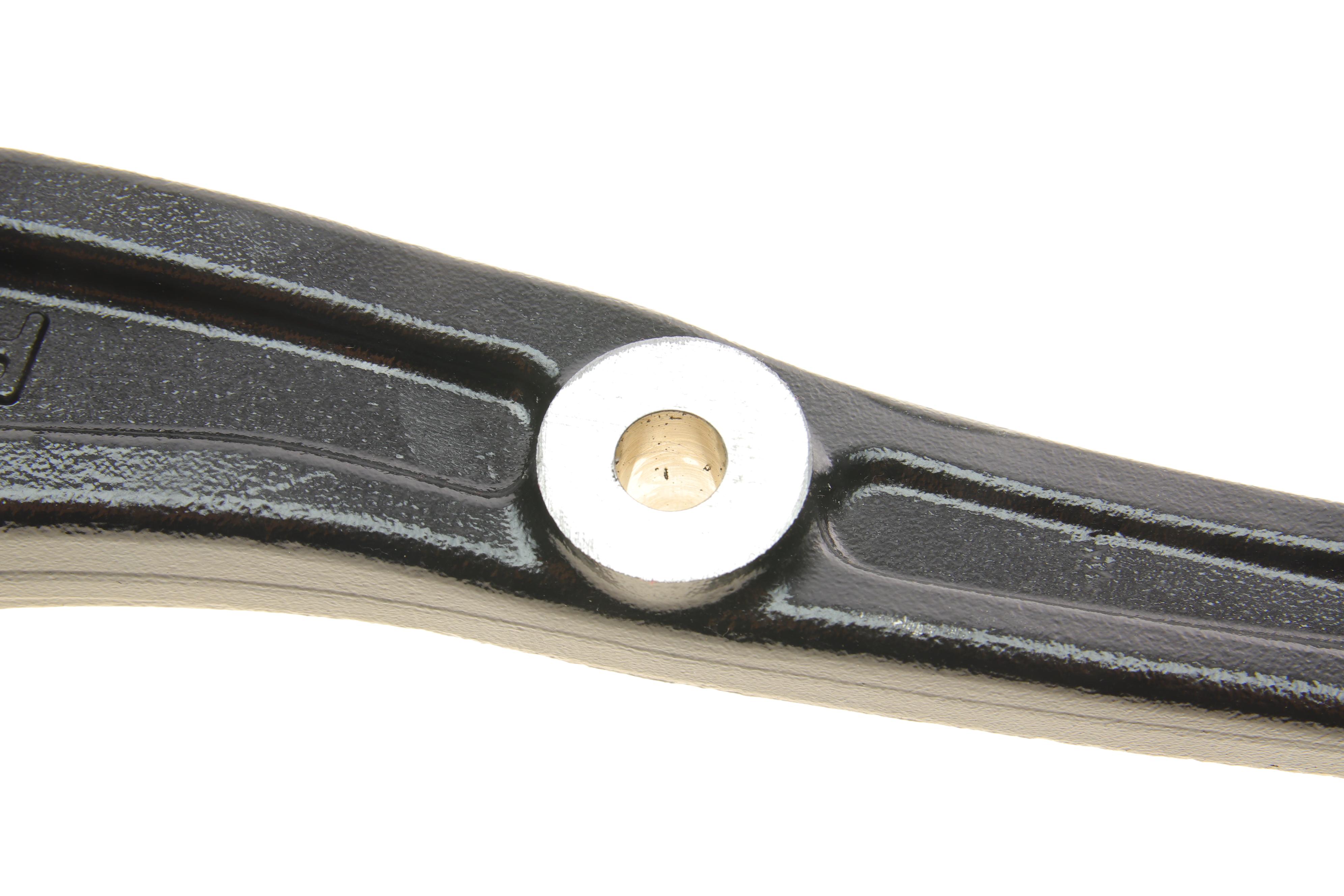 Важіль підвіски (передній/ззаду/знизу) (R) BMW X5 (G05)/X6 (G06)/X7 (G07) 18-