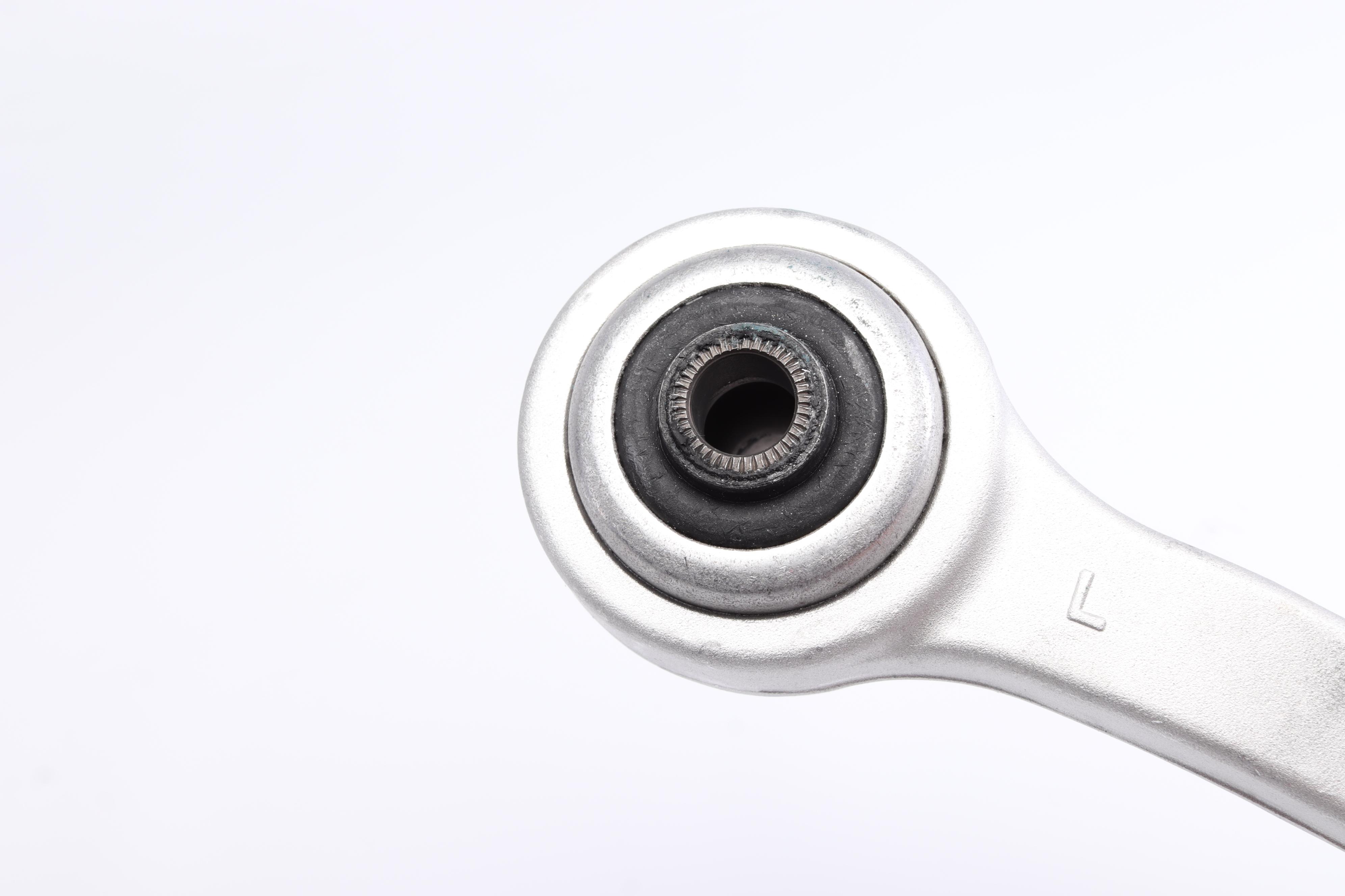 Важіль підвіски (передній/знизу/ззаду) (L) BMW 5 (E60/E61) 01-10