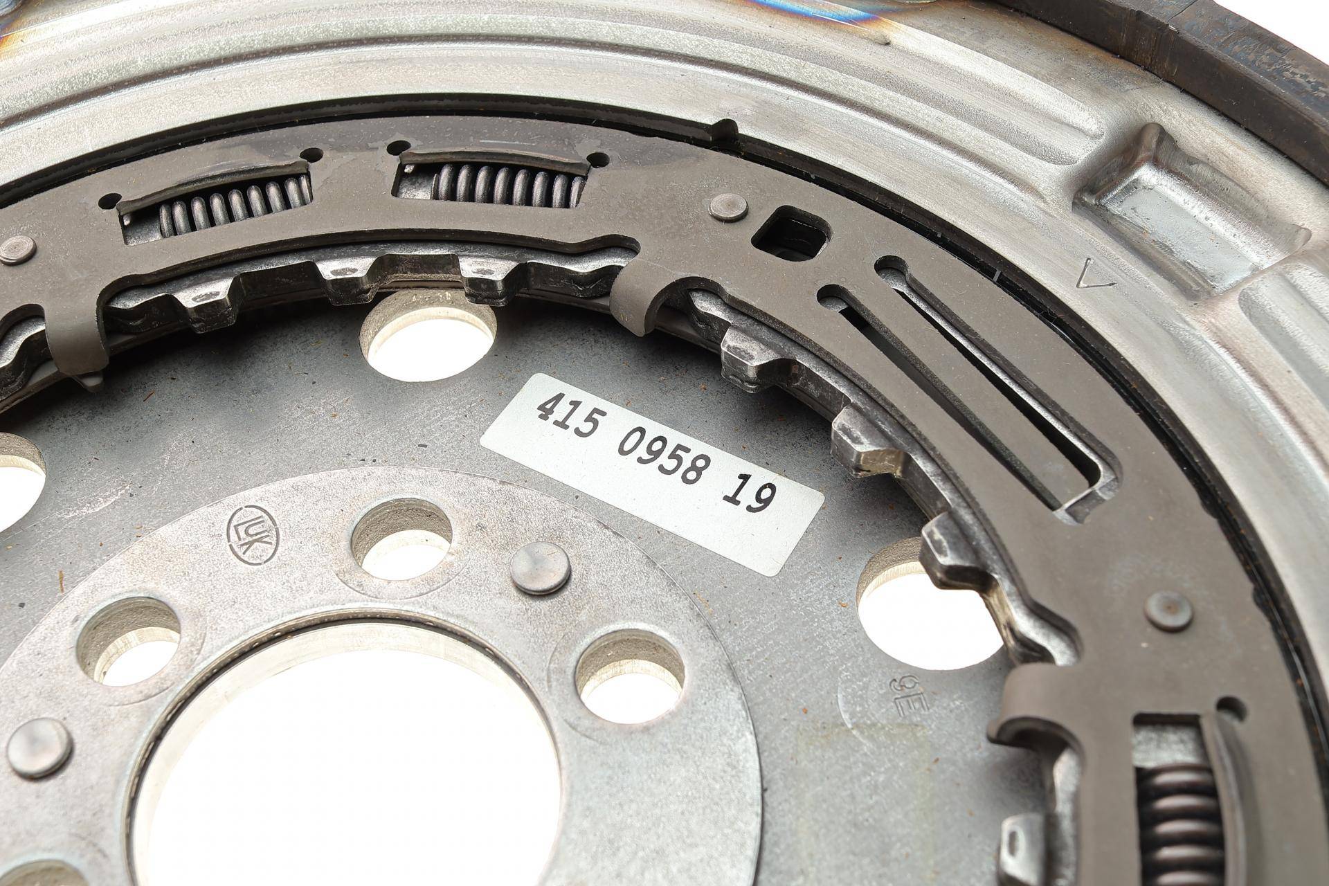 Демпфер зчеплення Renault Twingo III 0.9 TCe 14-, 66kw, (H4B 401)