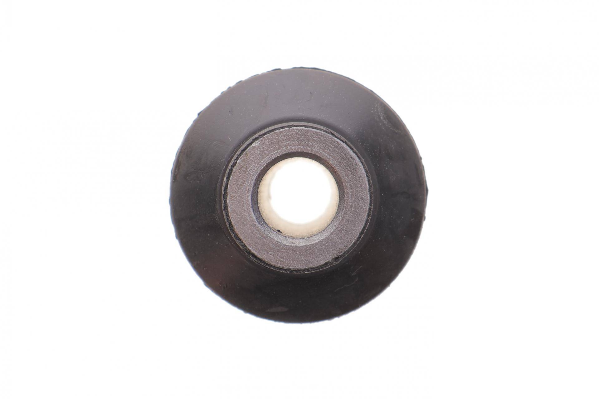 Сайлентблок важеля (переднього/знизу) Volvo S40/V40/Mitsubishi Colt/Lancer 92-04