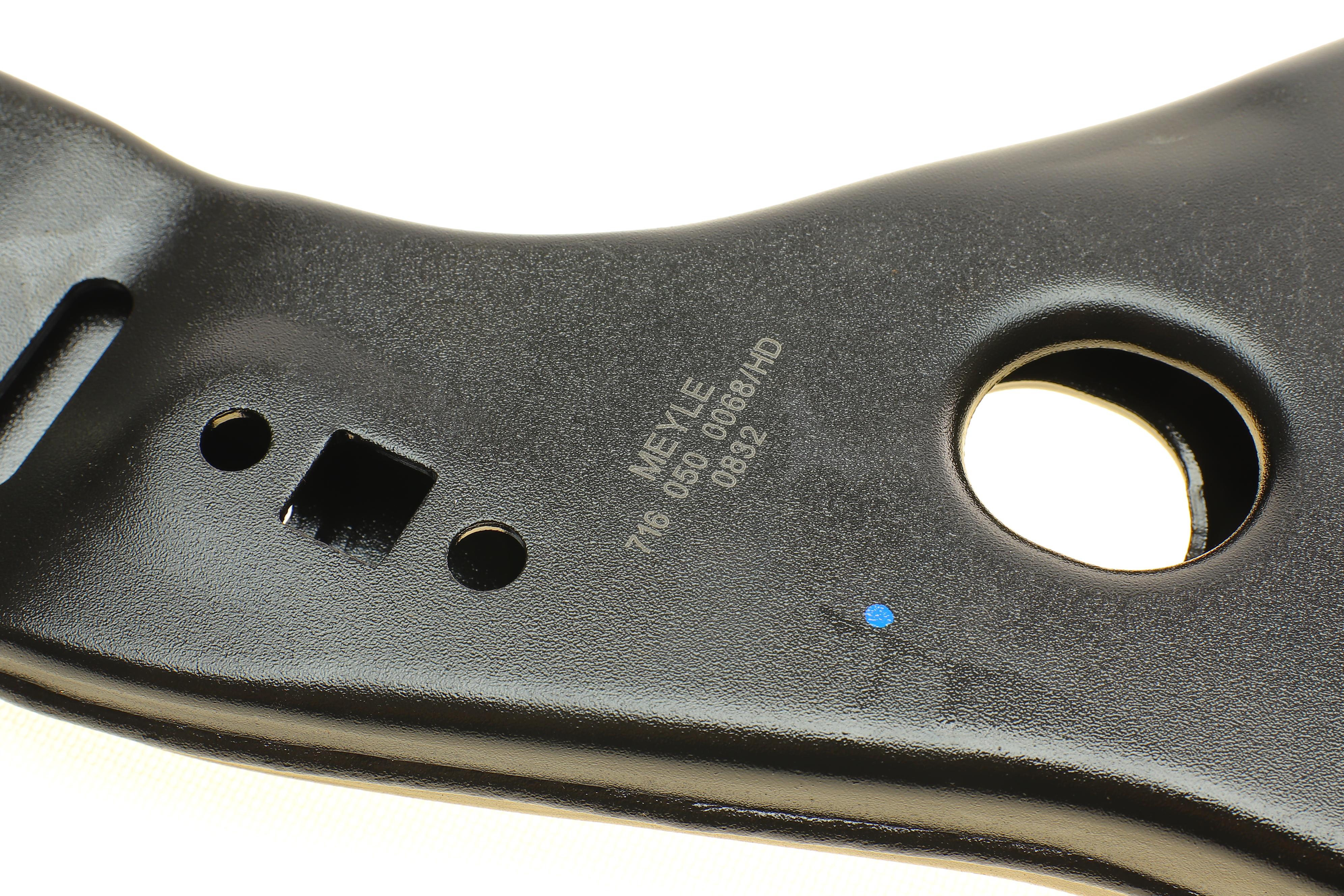 Важіль підвіски (передній/знизу) (R) Ford Kuga 1.5-2.5 13-