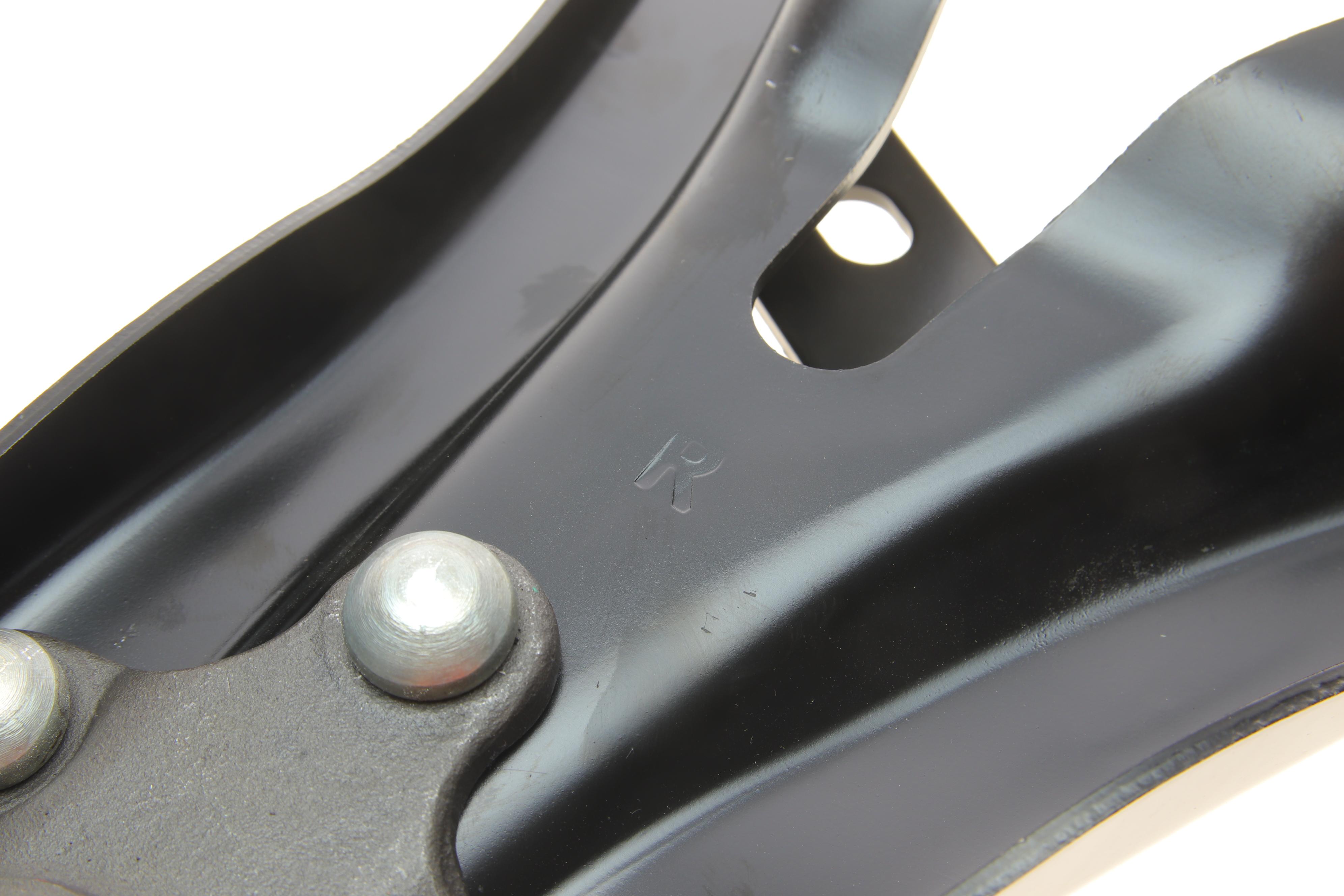 Важіль підвіски (передній) (R) Dacia Duster 17-