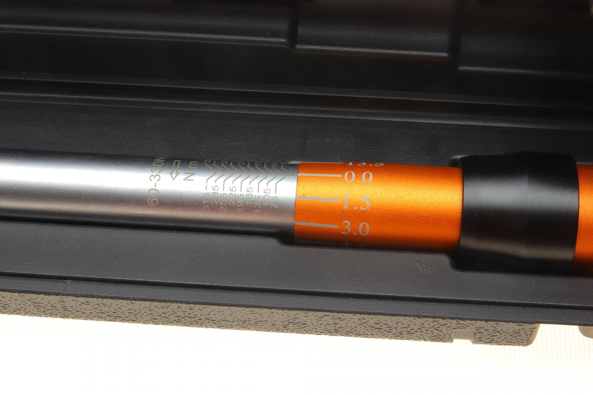 Ключ динамометричний 1/2" 60-330 Нм 570 мм