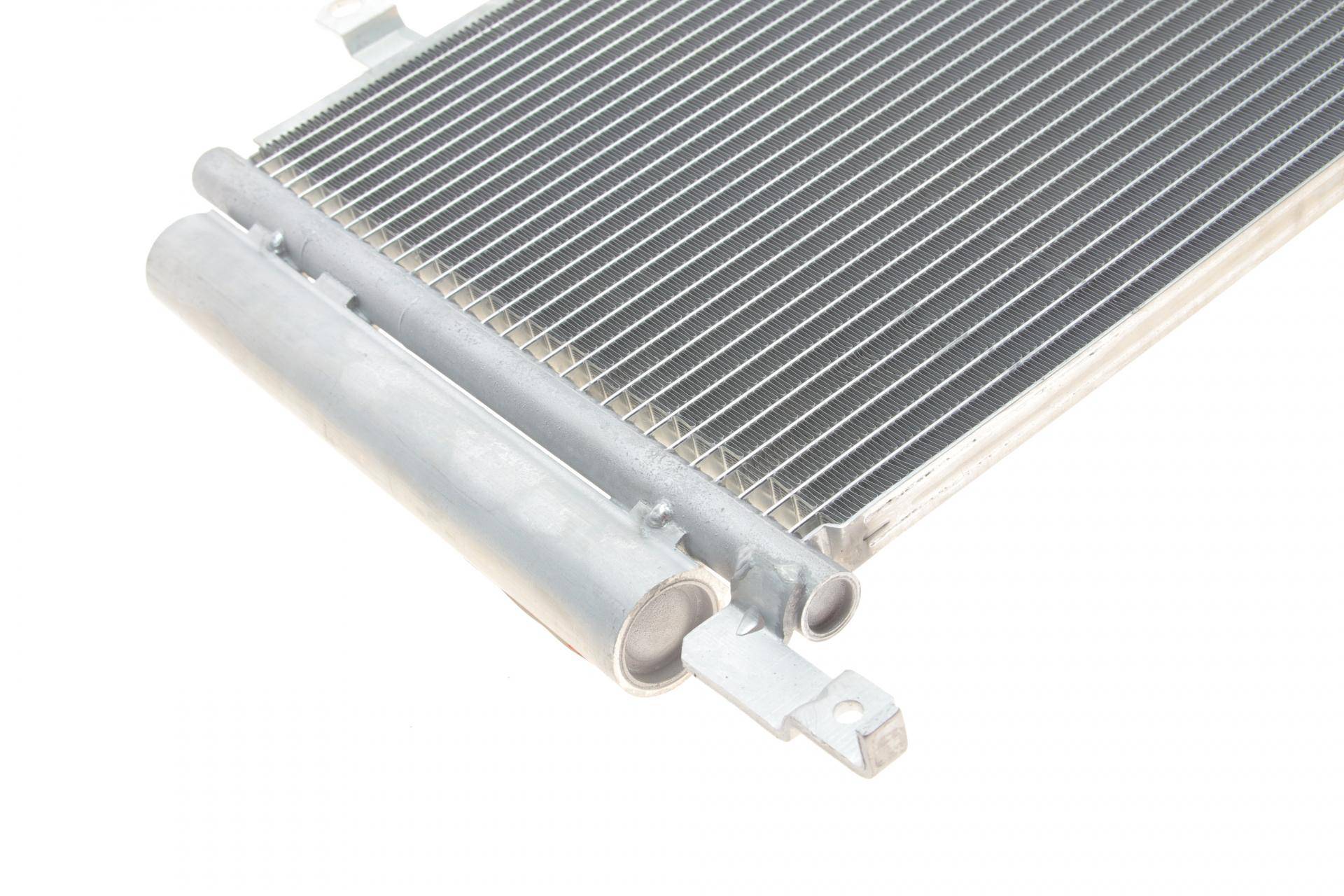 Радіатор кондиціонера (з осушувачем) Subaru Forester 2.0/2.05 AWD 13-
