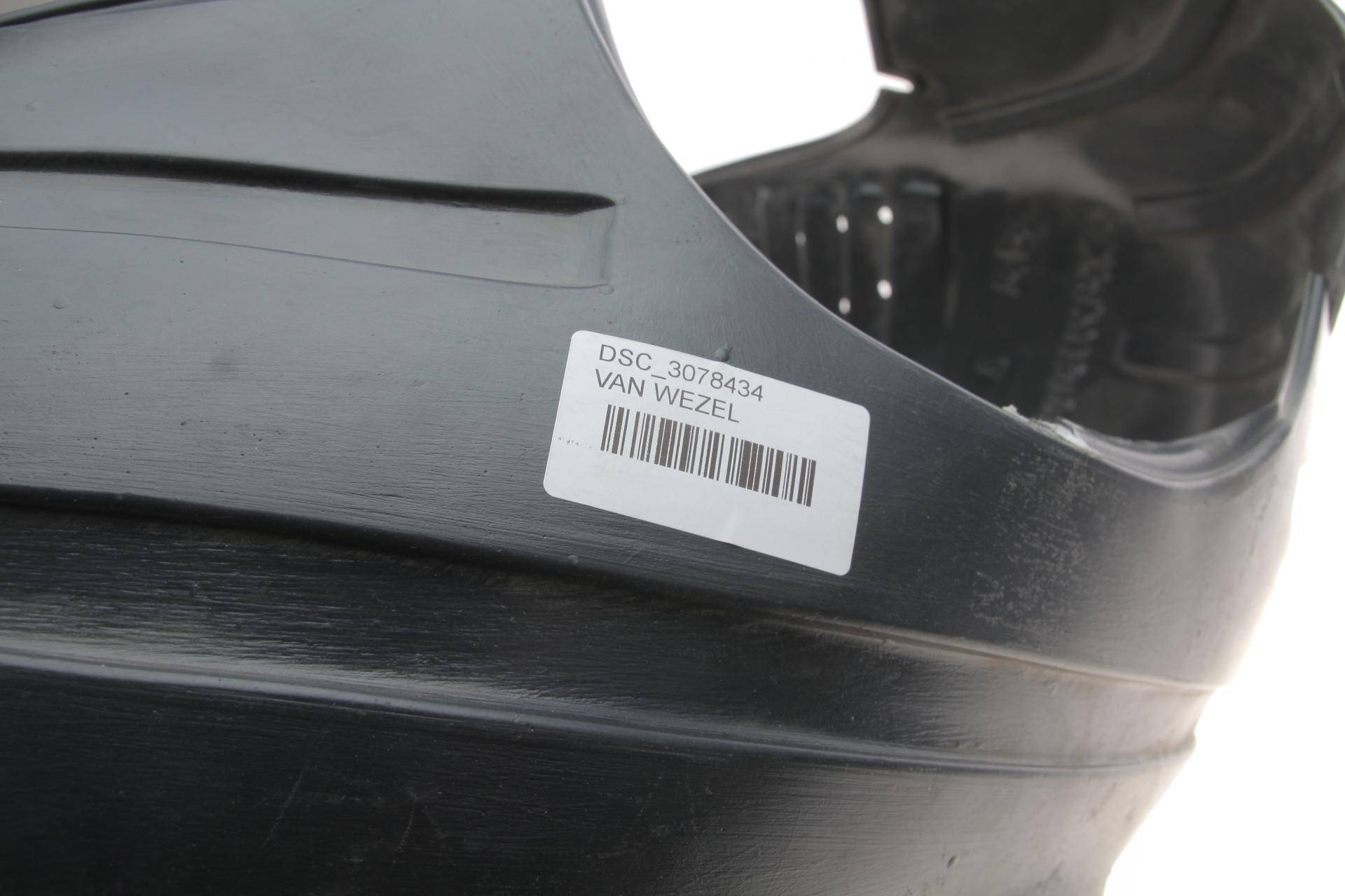 Підкрильник (передній) MB Vito (W638) 96-03 (R)(незначне пошкодження)