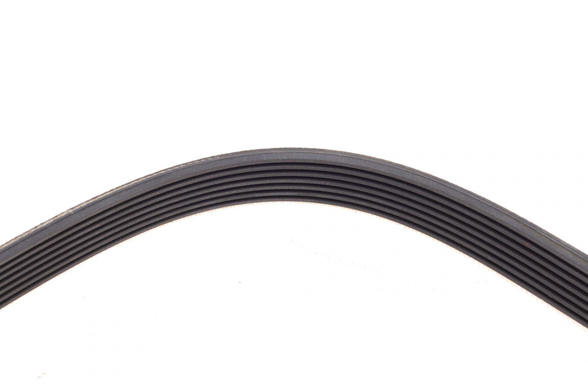 Ремінь генератора VW Touareg 4.2 V8 02-06