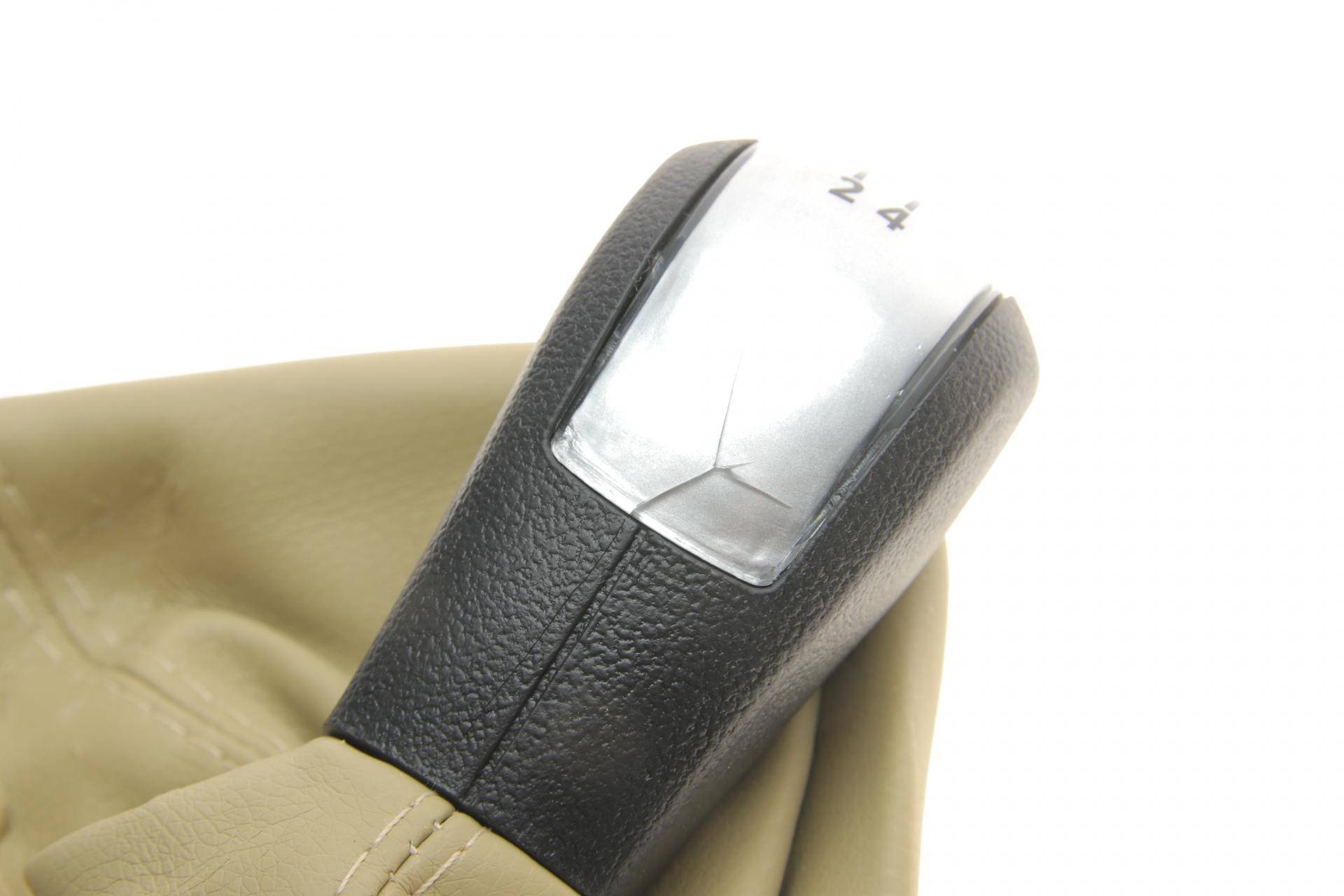 Рукоятка важеля КПП Skoda Octavia 04-13 (+ чохол)(пошкоджений зовнішній шар чохла)