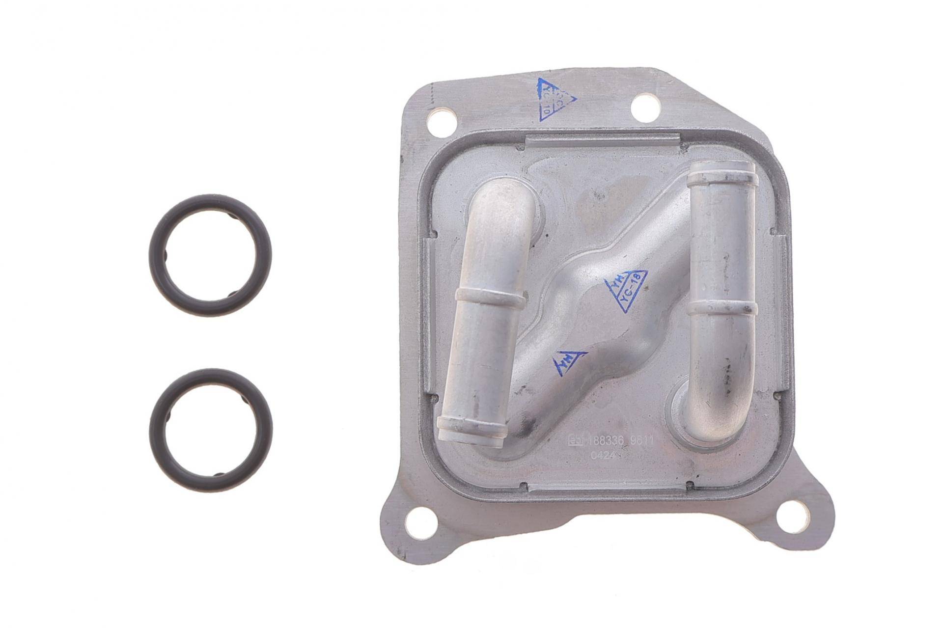 Радиатор масляный Renault Clio 1.6 RS 13-