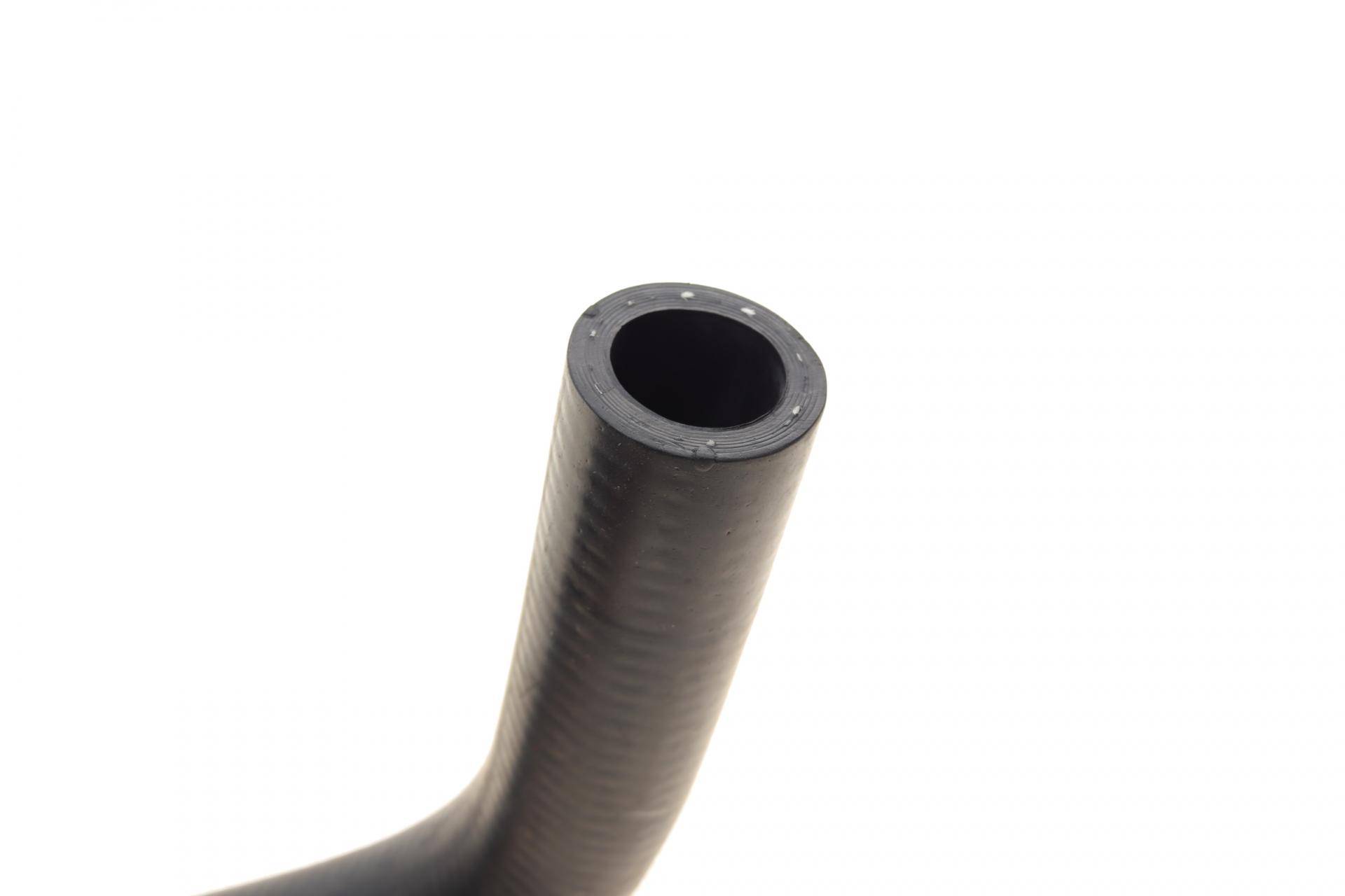 Патрубок радіатора (нижній) MB Sprinter OM642-646 06-