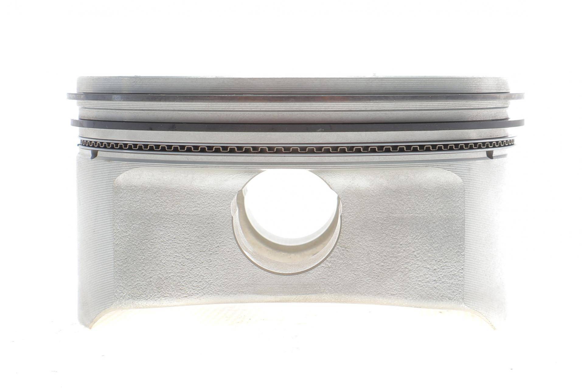 Поршень Opel Astra G/H/Vectra B/C 1.8 16V 95-05 (80.5mm/STD)