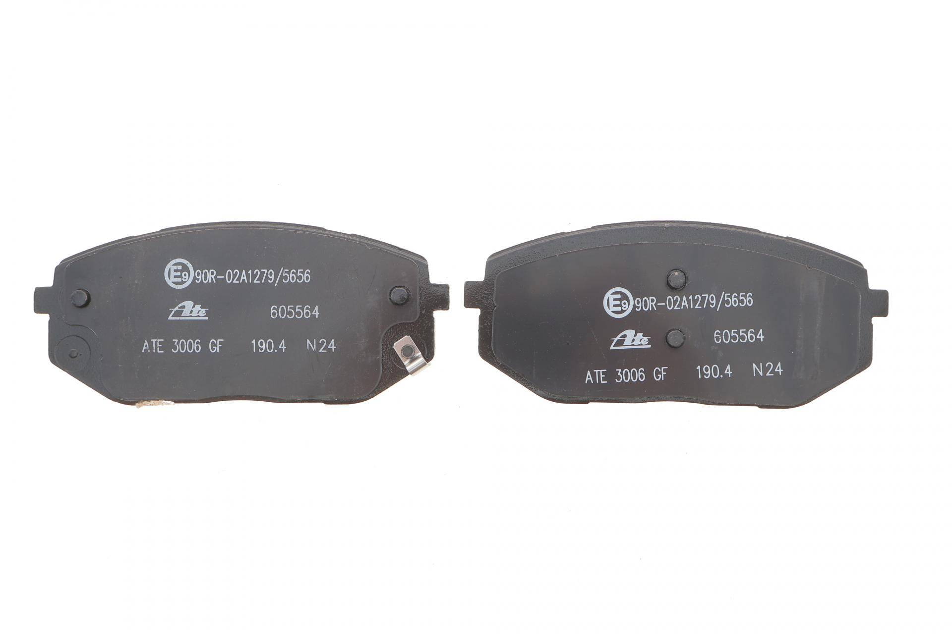 Колодки гальмівні (передні) Hyundai Tucson 20-/Ioniq/Kia EV6 21- (Mobis)