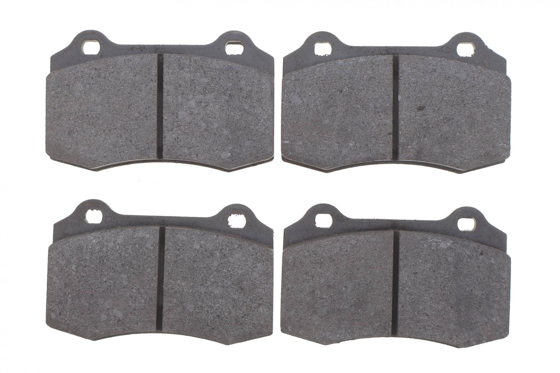 Колодки гальмівні (передні/задні) Volvo S60/V70 II 02-10/Jaguar S-Type R 4.2 V8 02-07